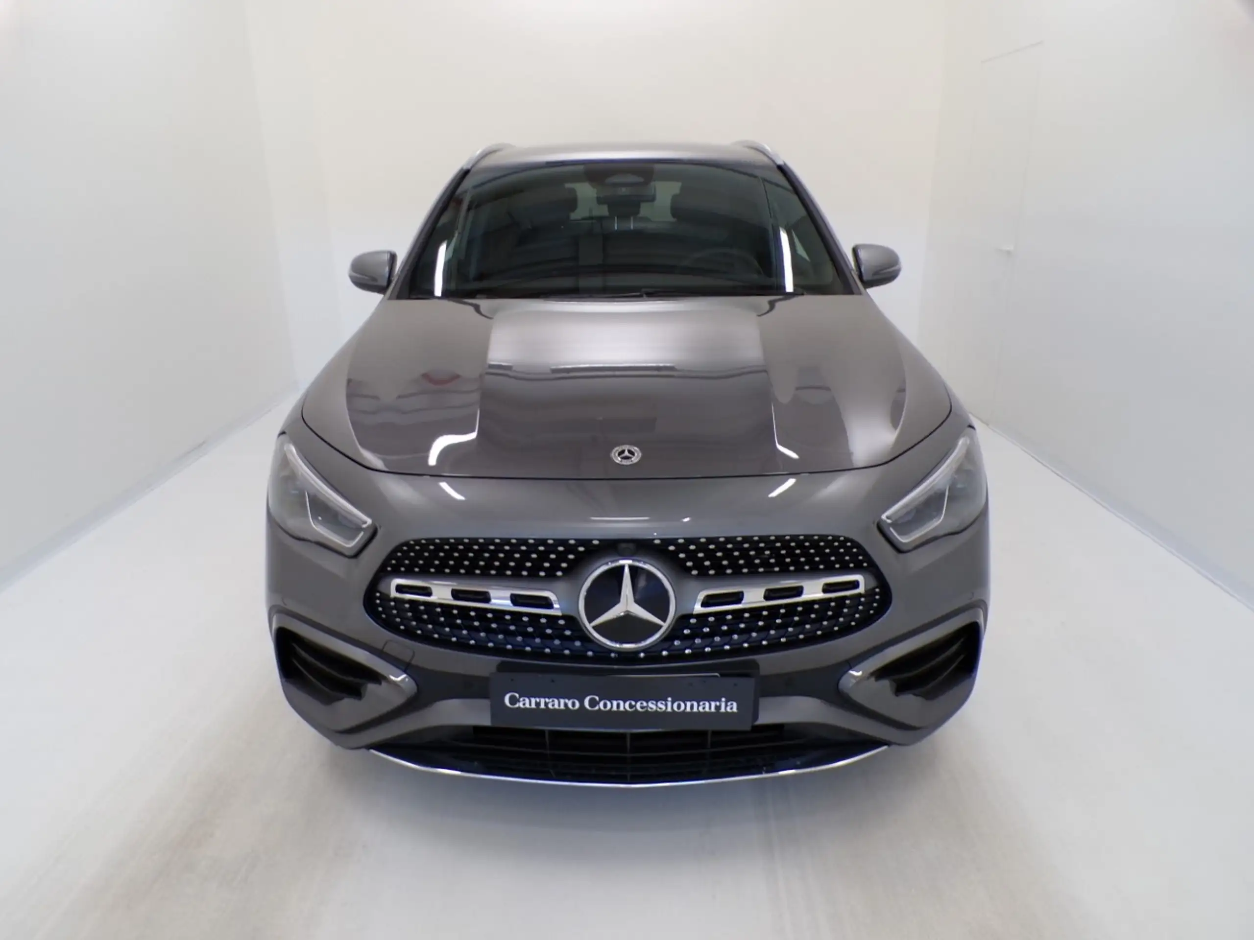 Mercedes-Benz - GLA 200