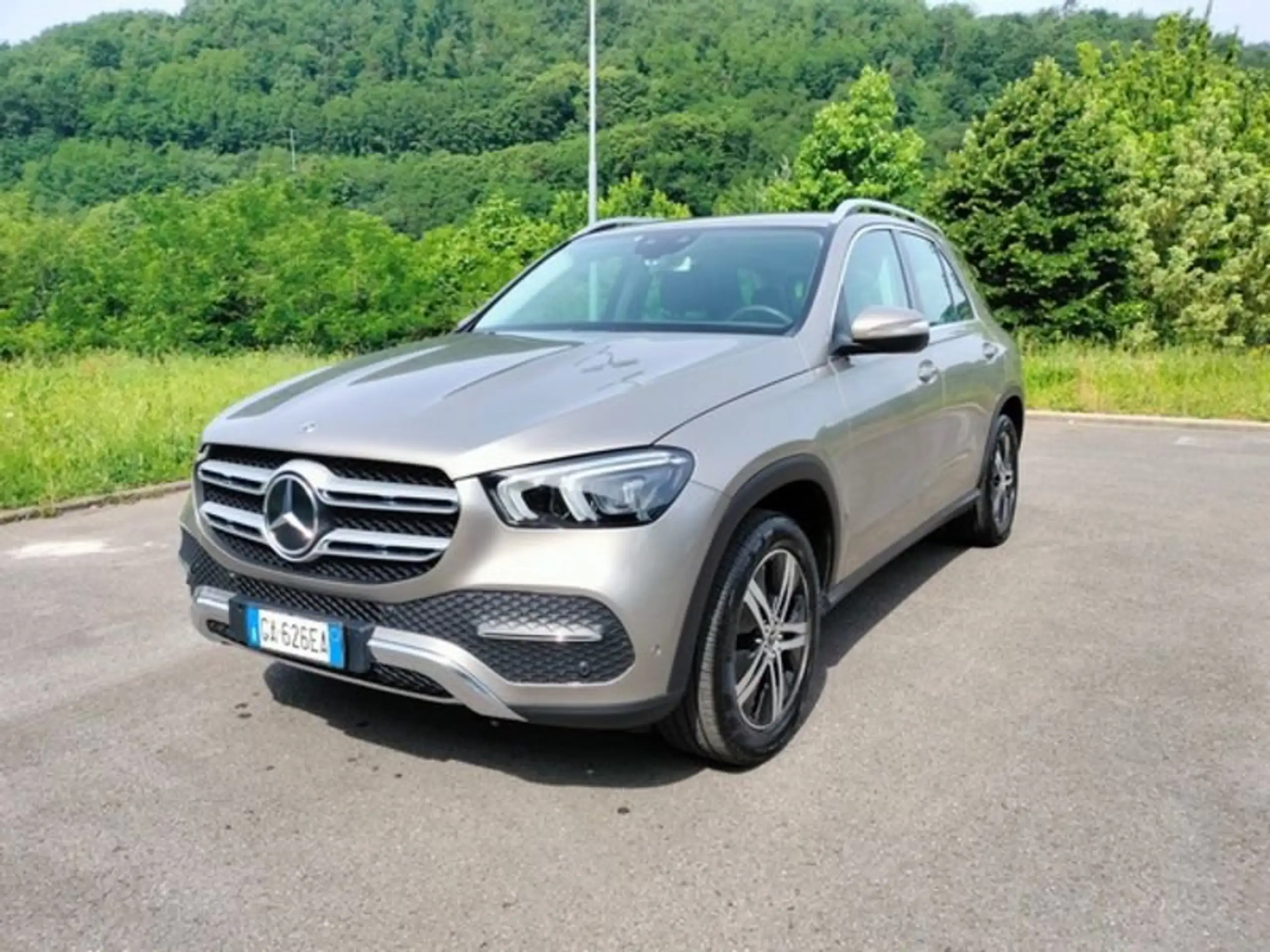 Mercedes-Benz - GLE 300