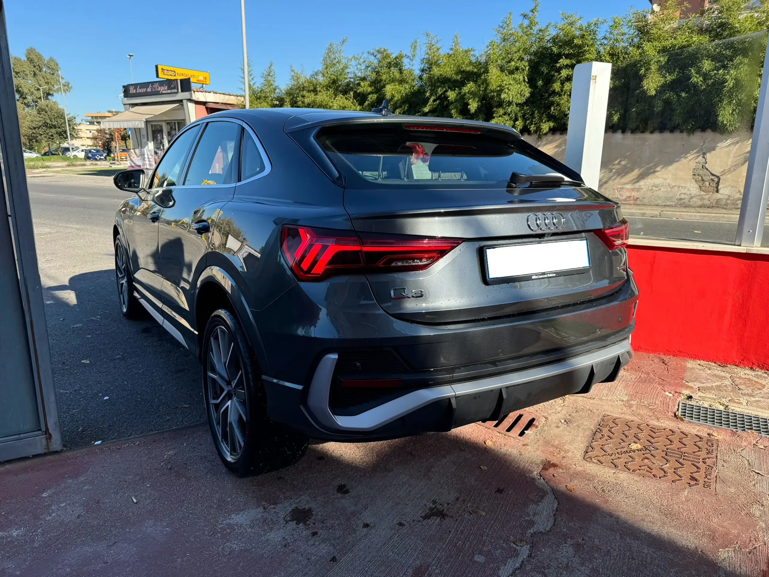 Audi - Q3