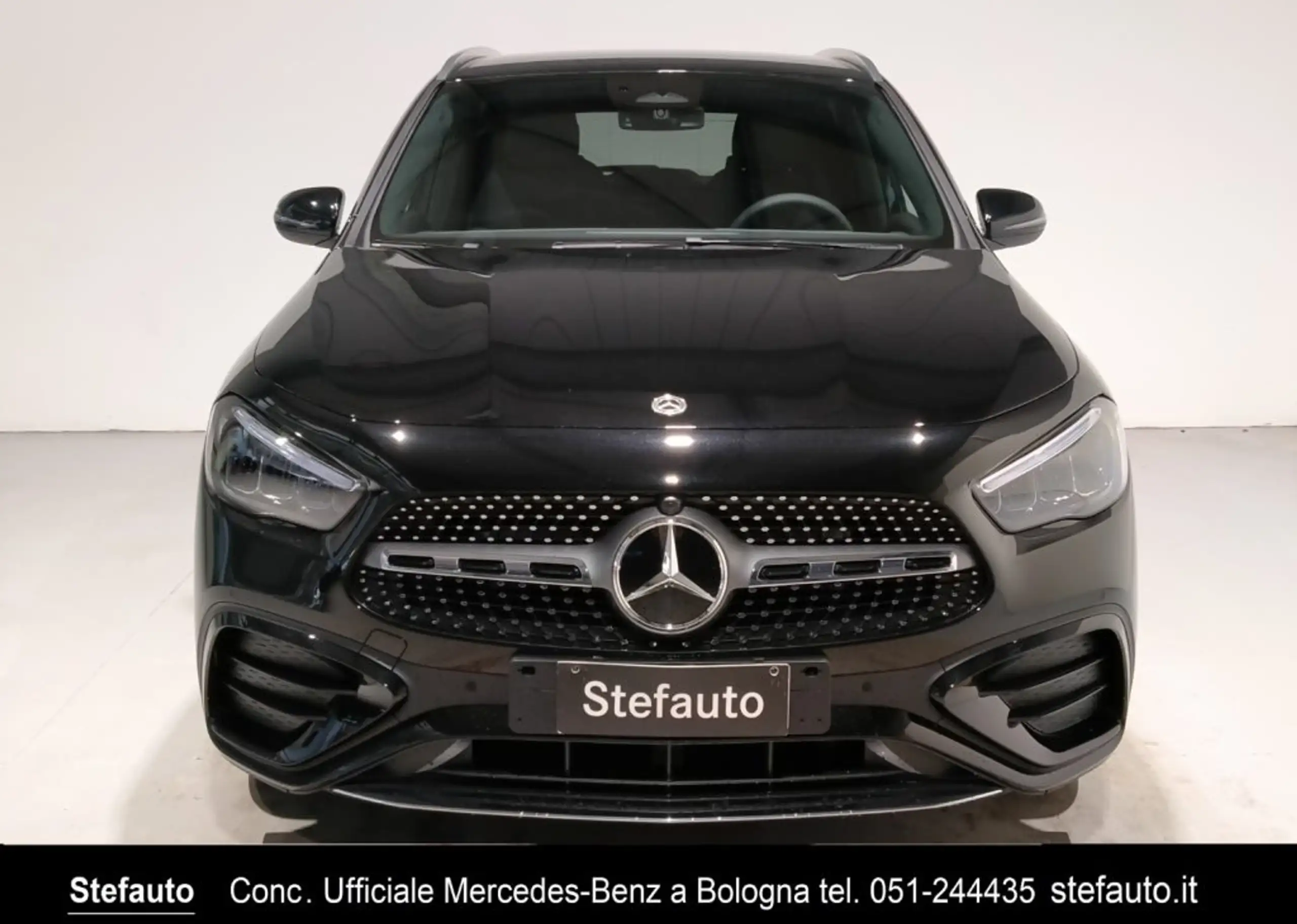 Mercedes-Benz - GLA 180