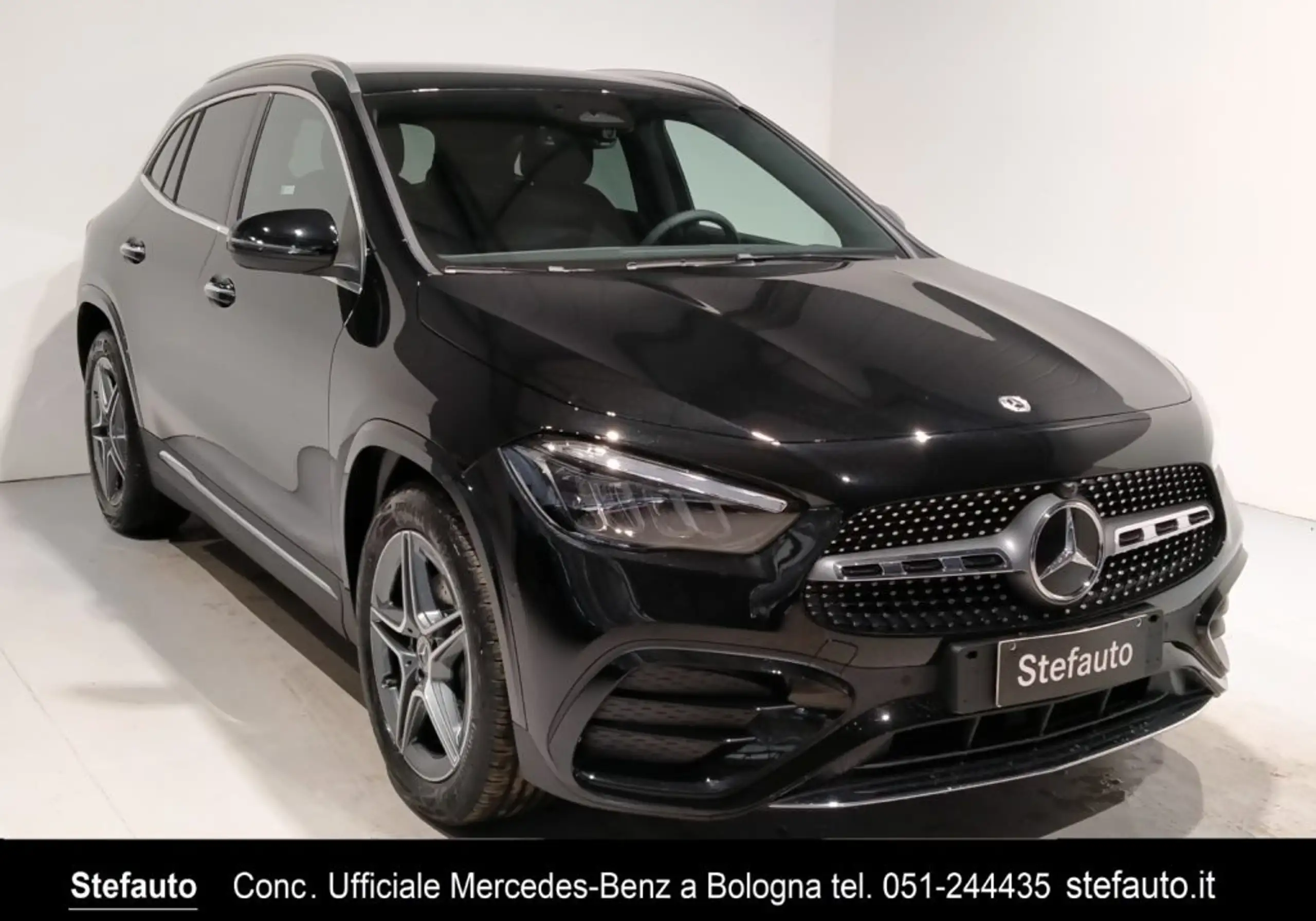 Mercedes-Benz - GLA 180