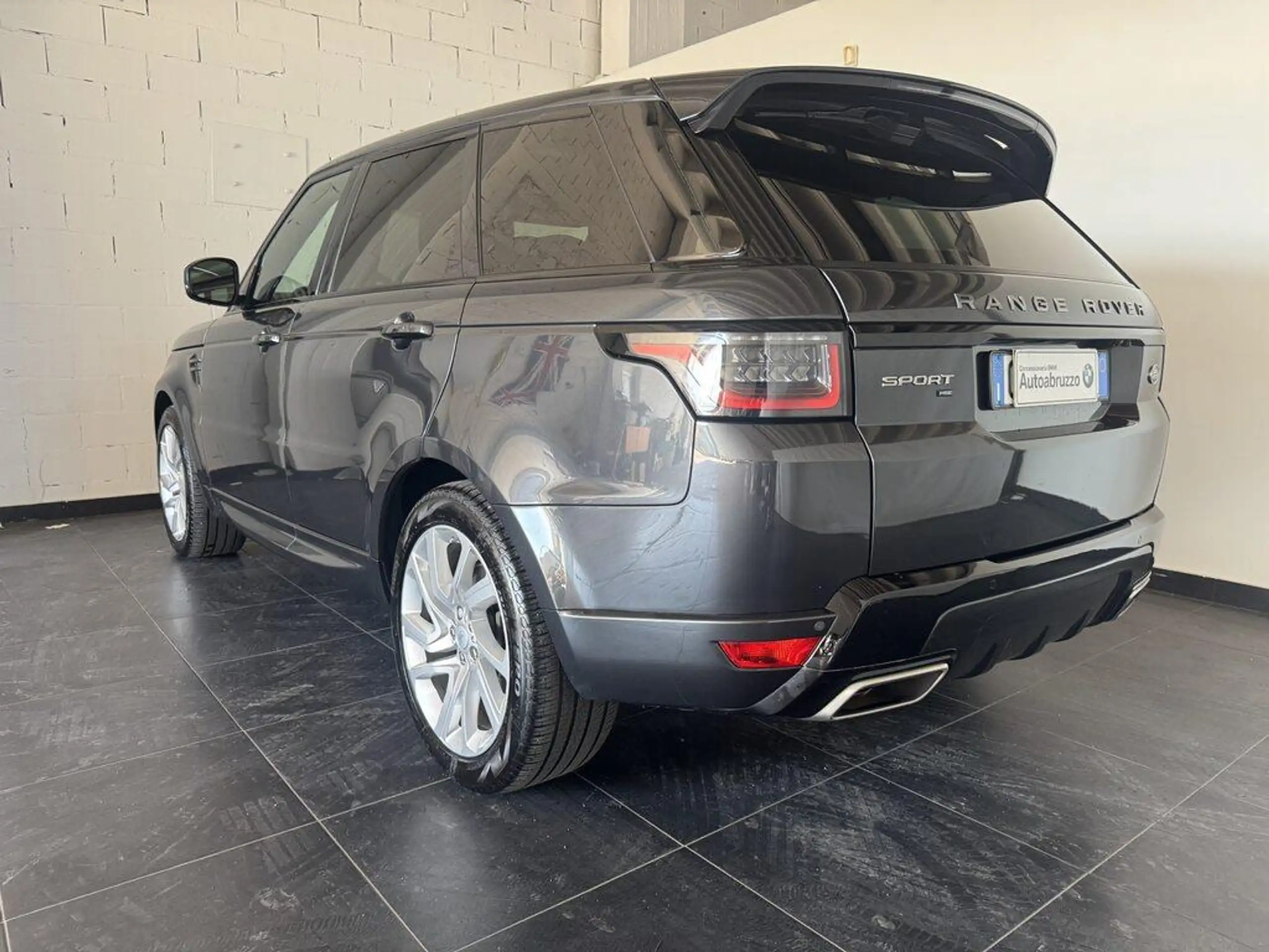 Land Rover - Range Rover Sport