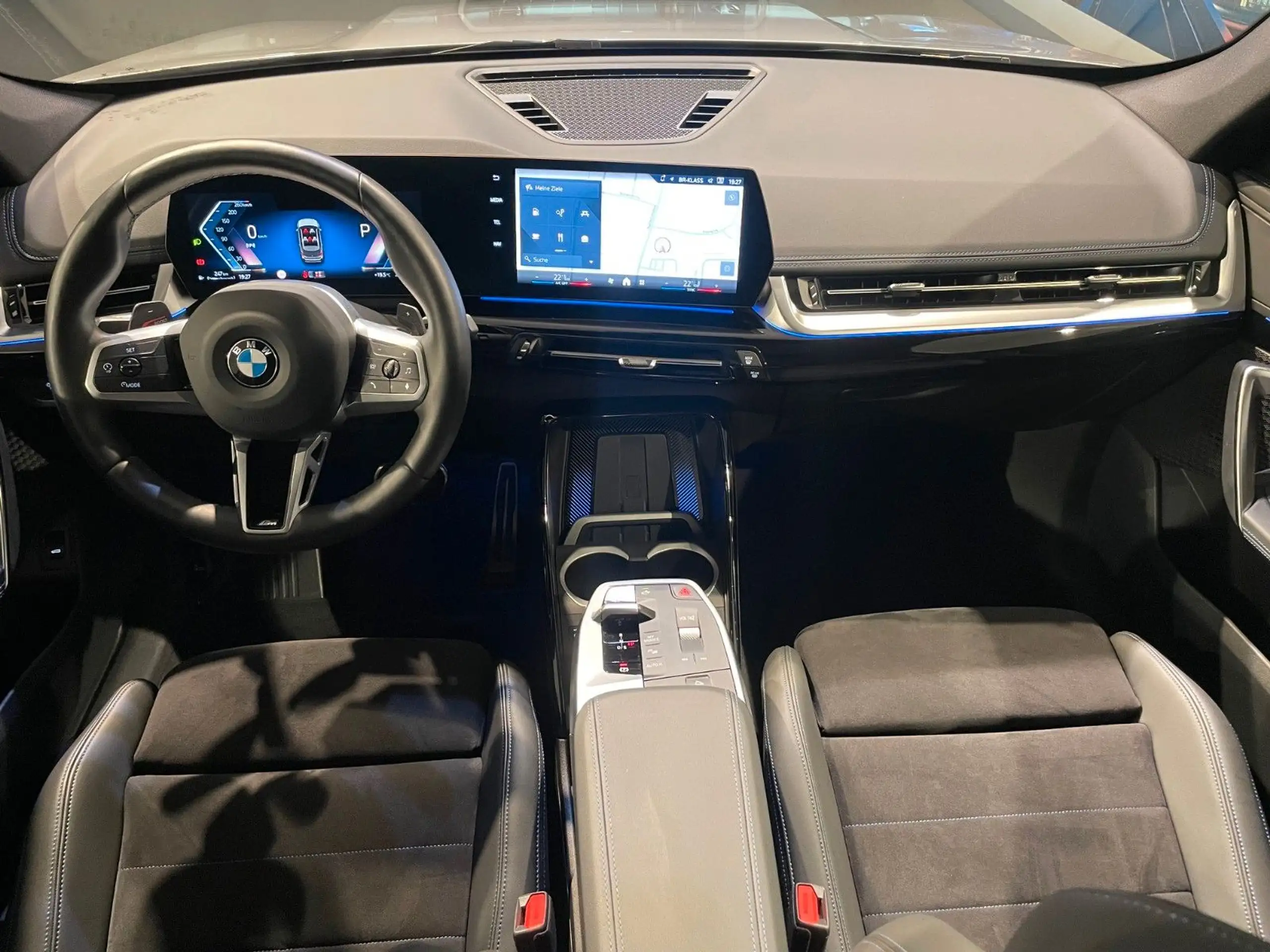 BMW - X1