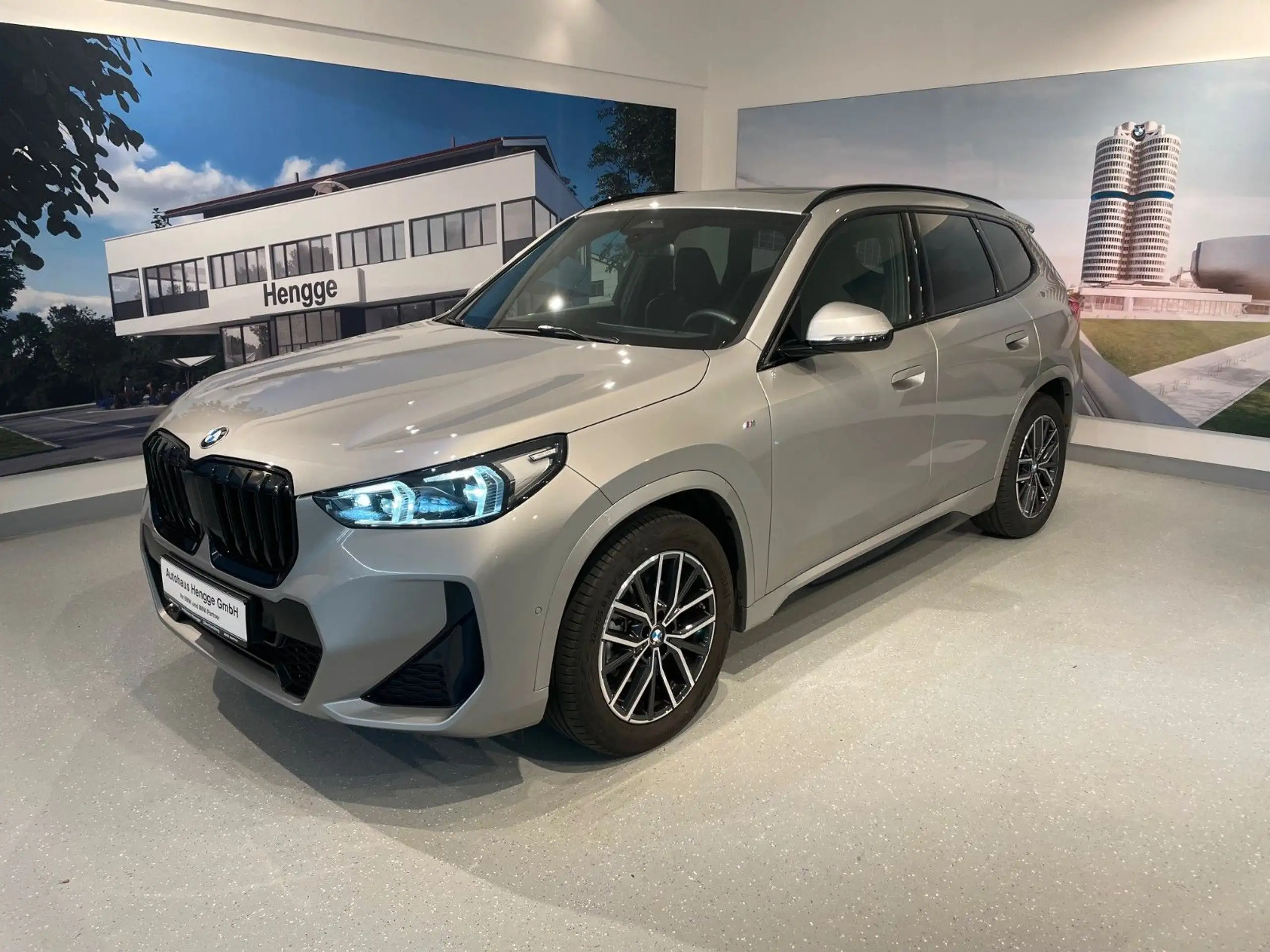 BMW - X1