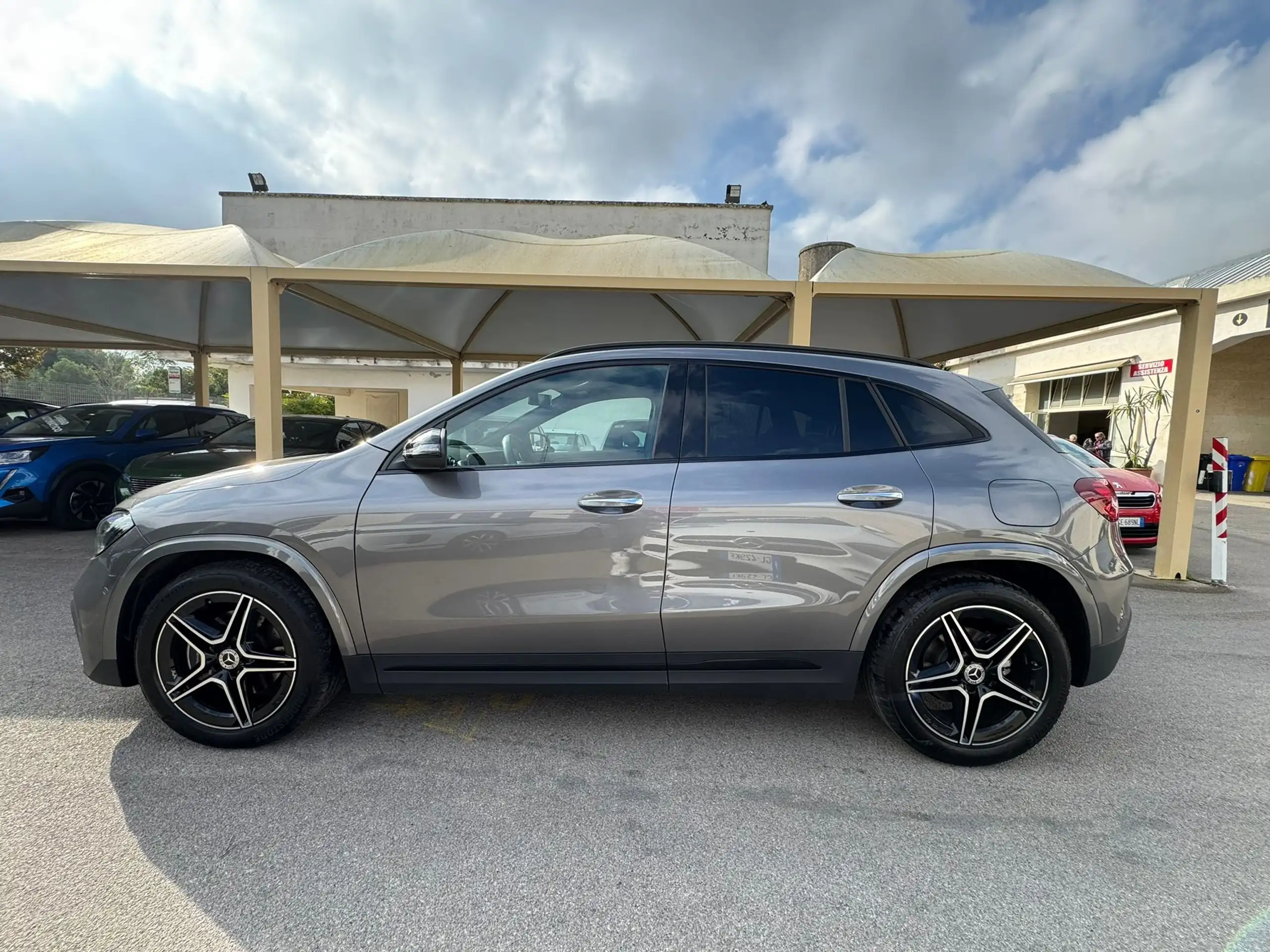 Mercedes-Benz - GLA 200