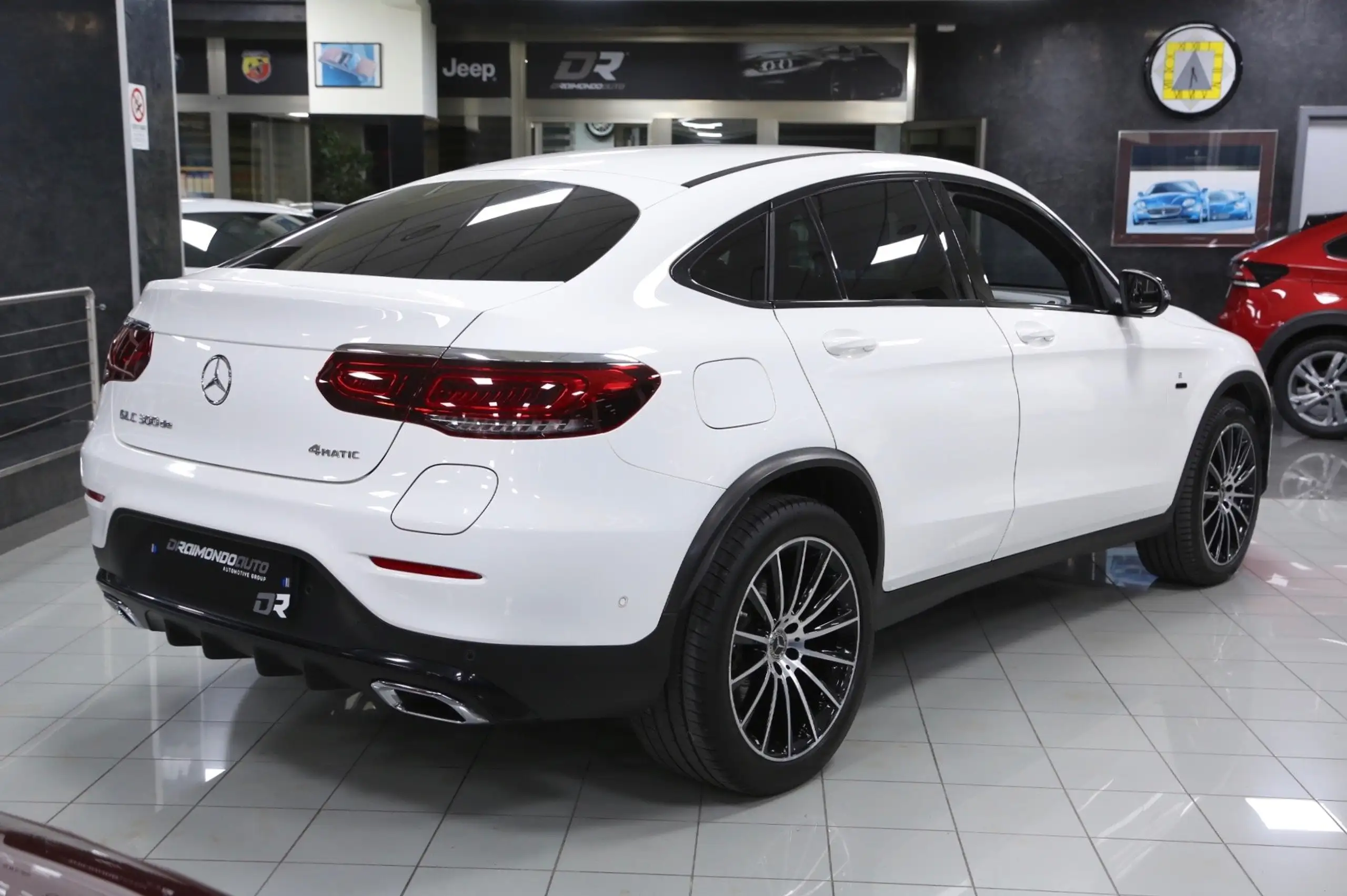 Mercedes-Benz - GLC 300