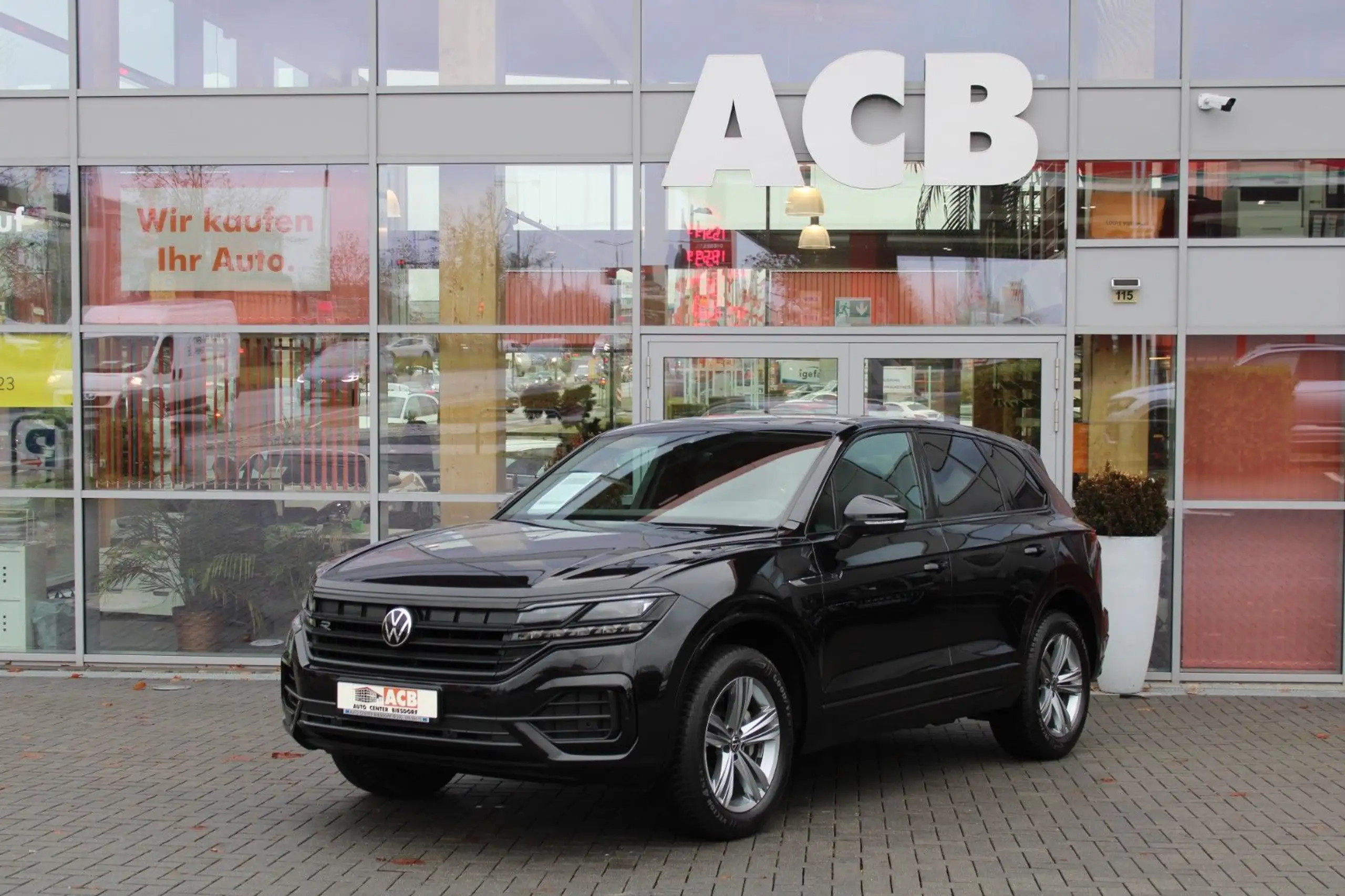 Volkswagen - Touareg