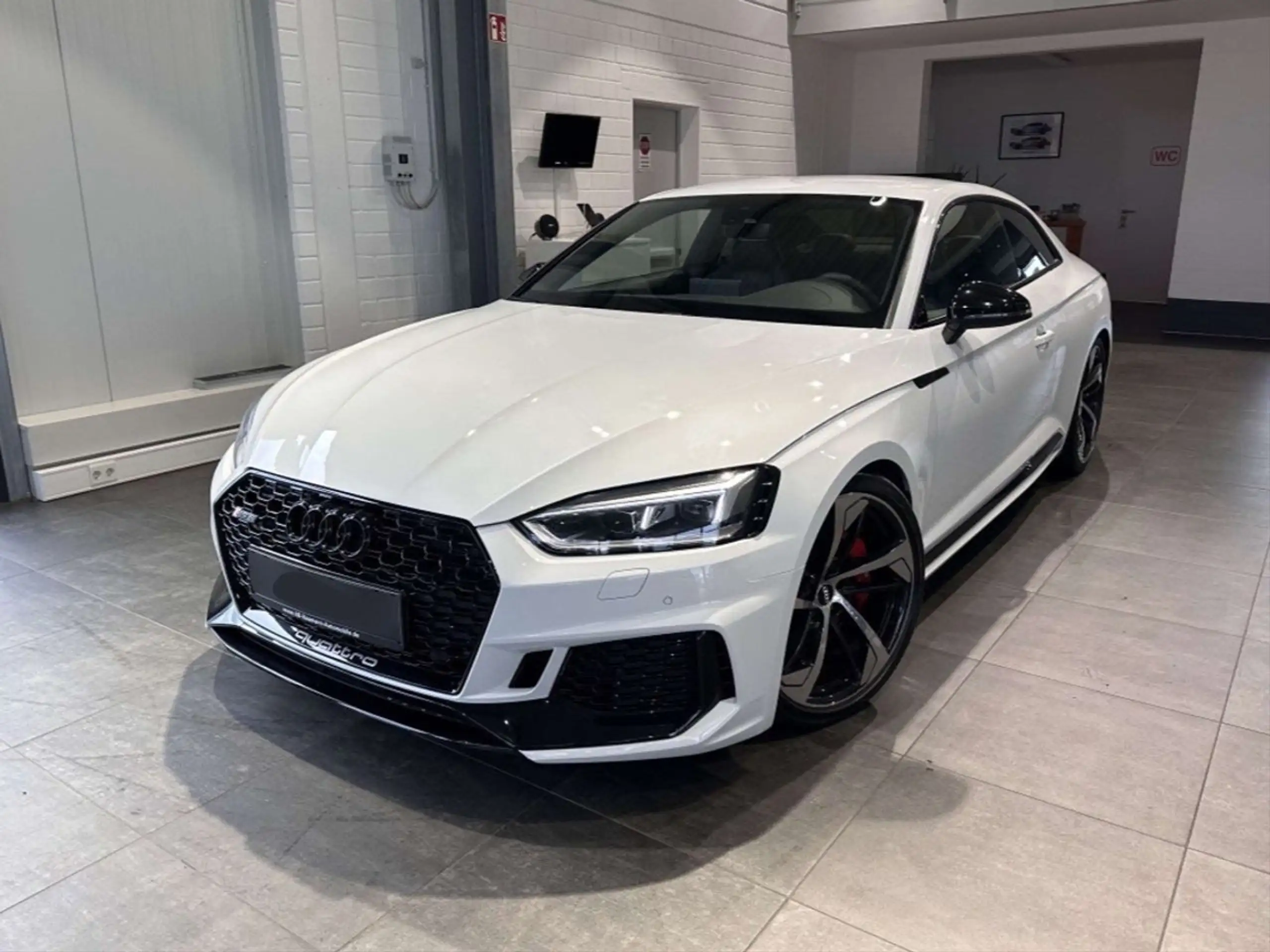 Audi - RS5