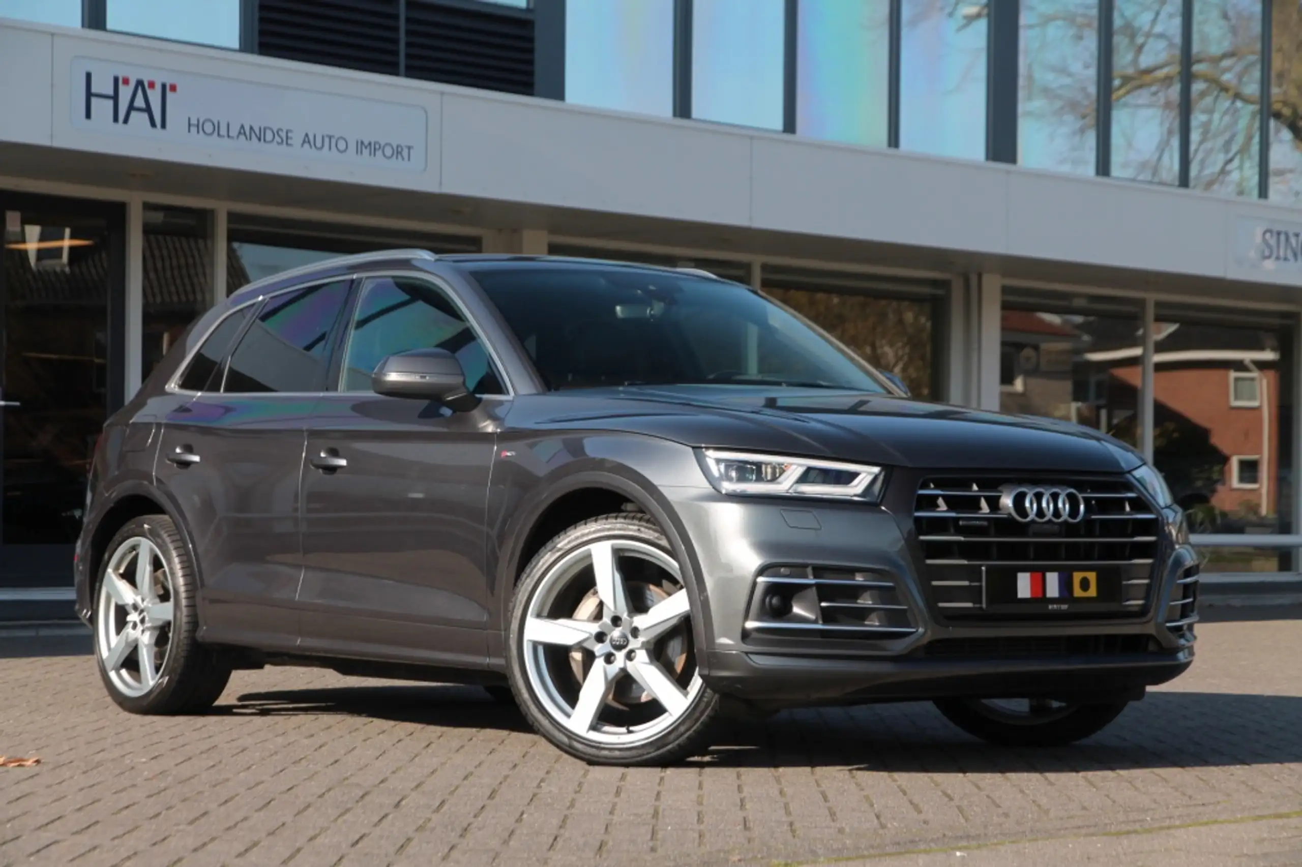 Audi - Q5