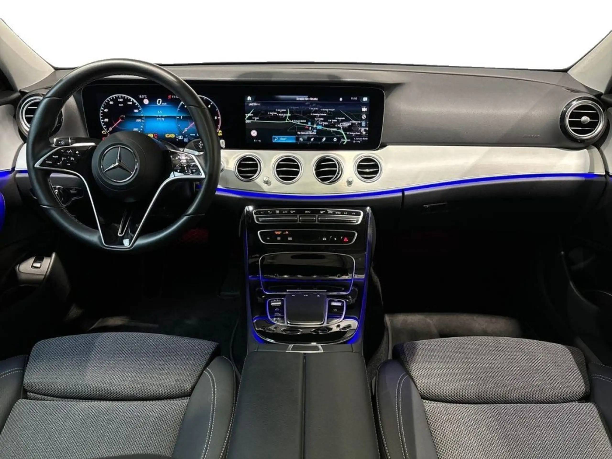 Mercedes-Benz - E 220