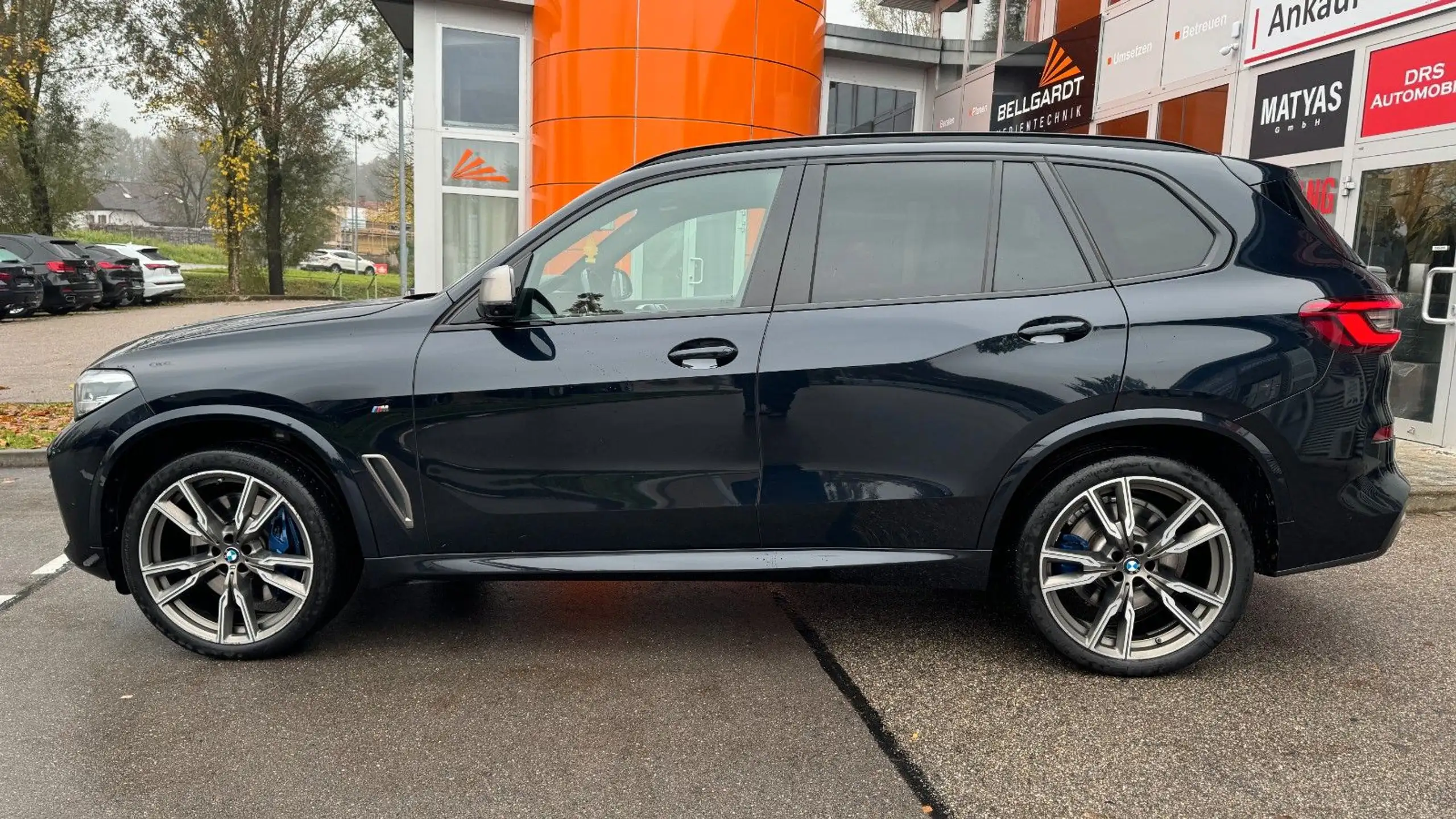 BMW - X5 M