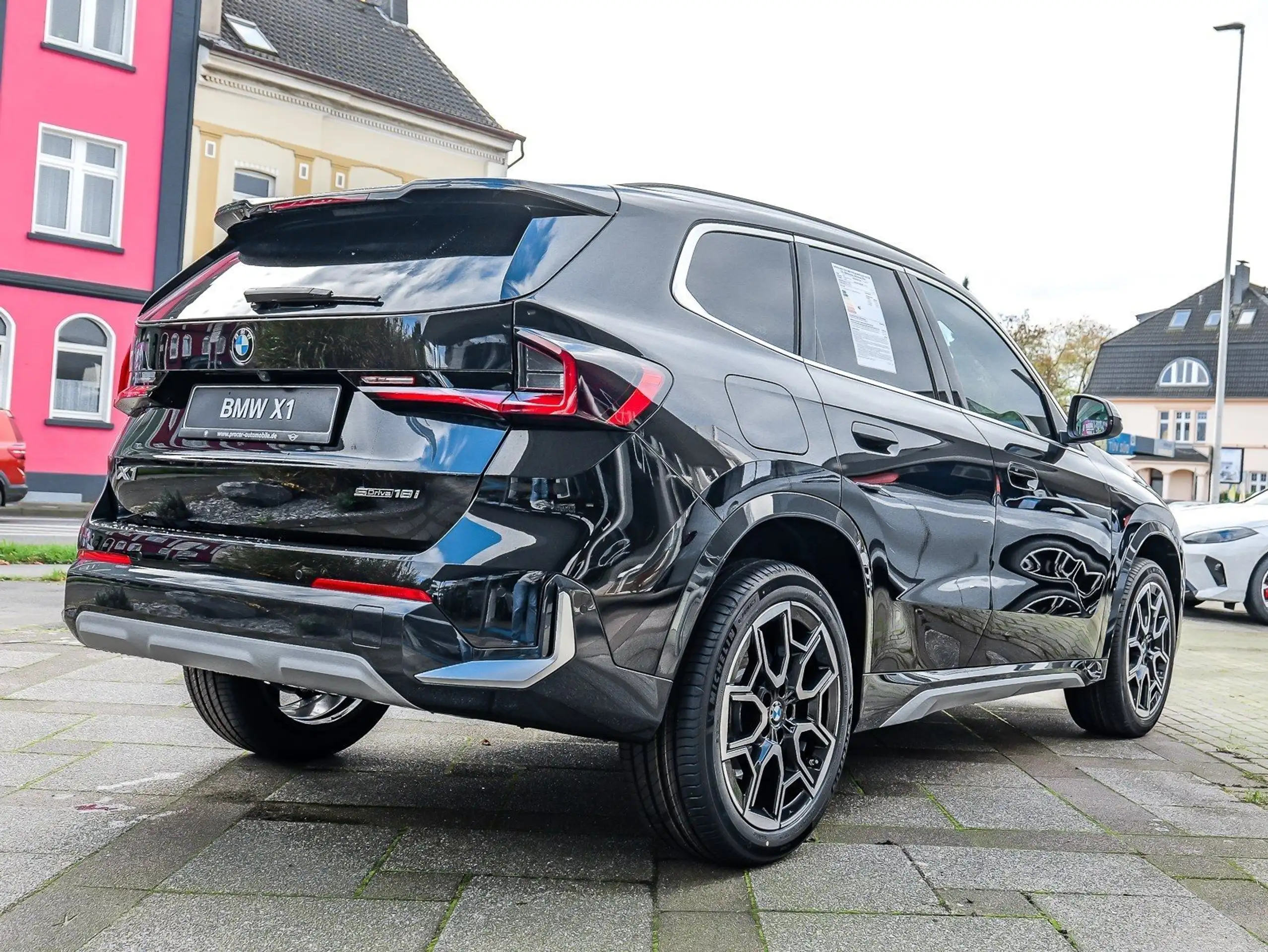 BMW - X1