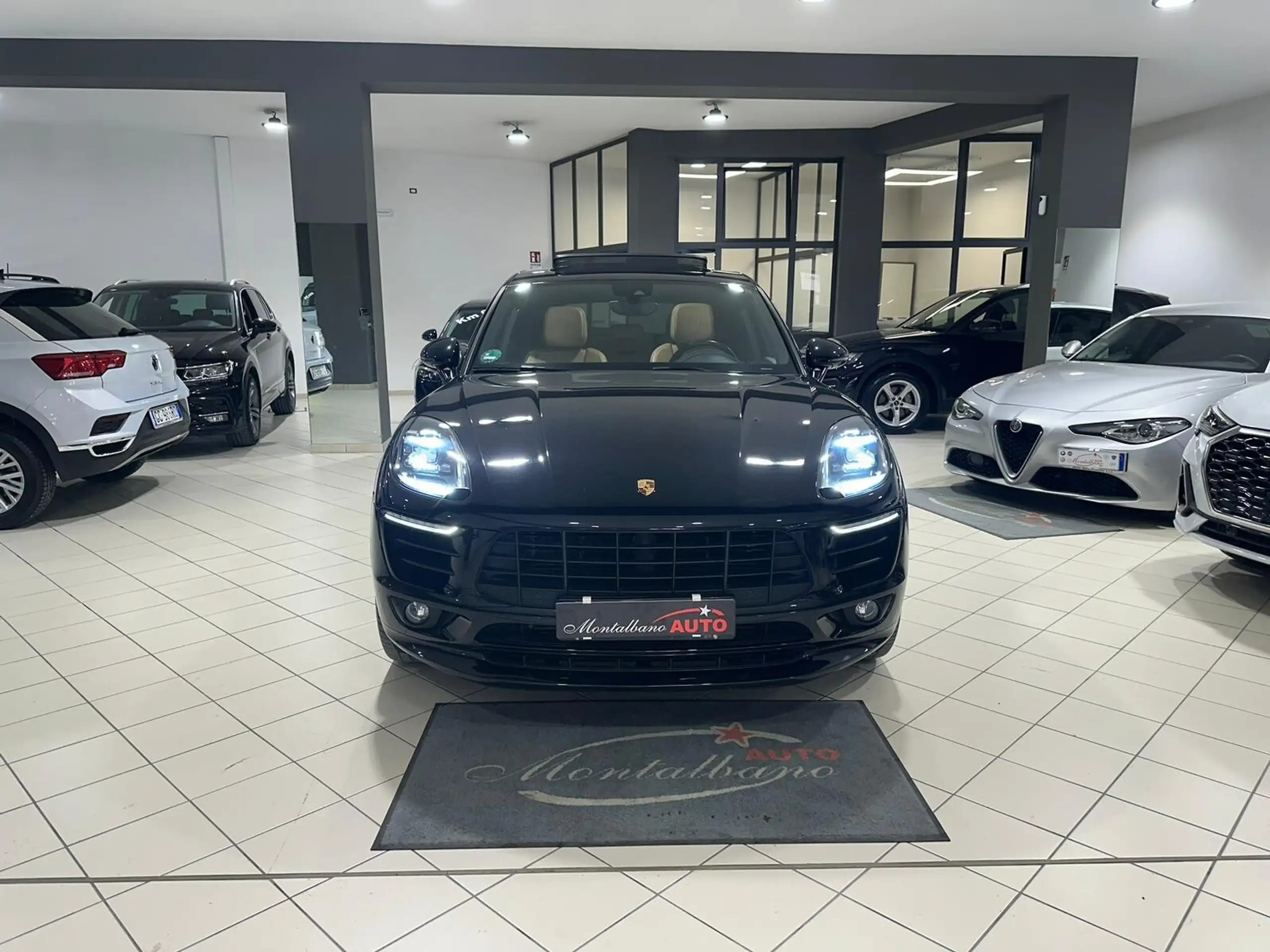 Porsche - Macan