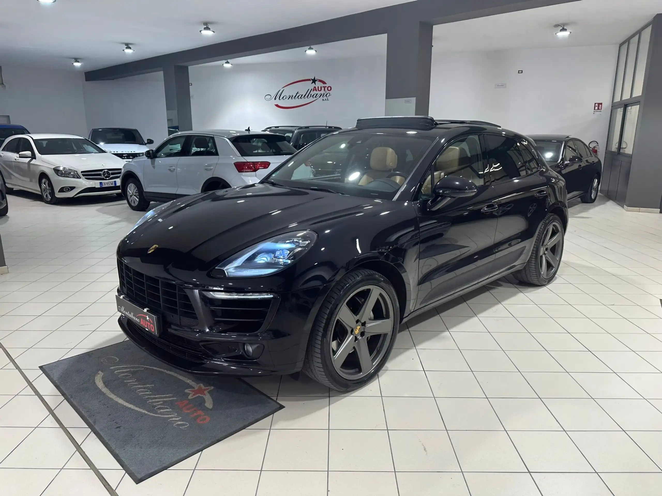 Porsche - Macan