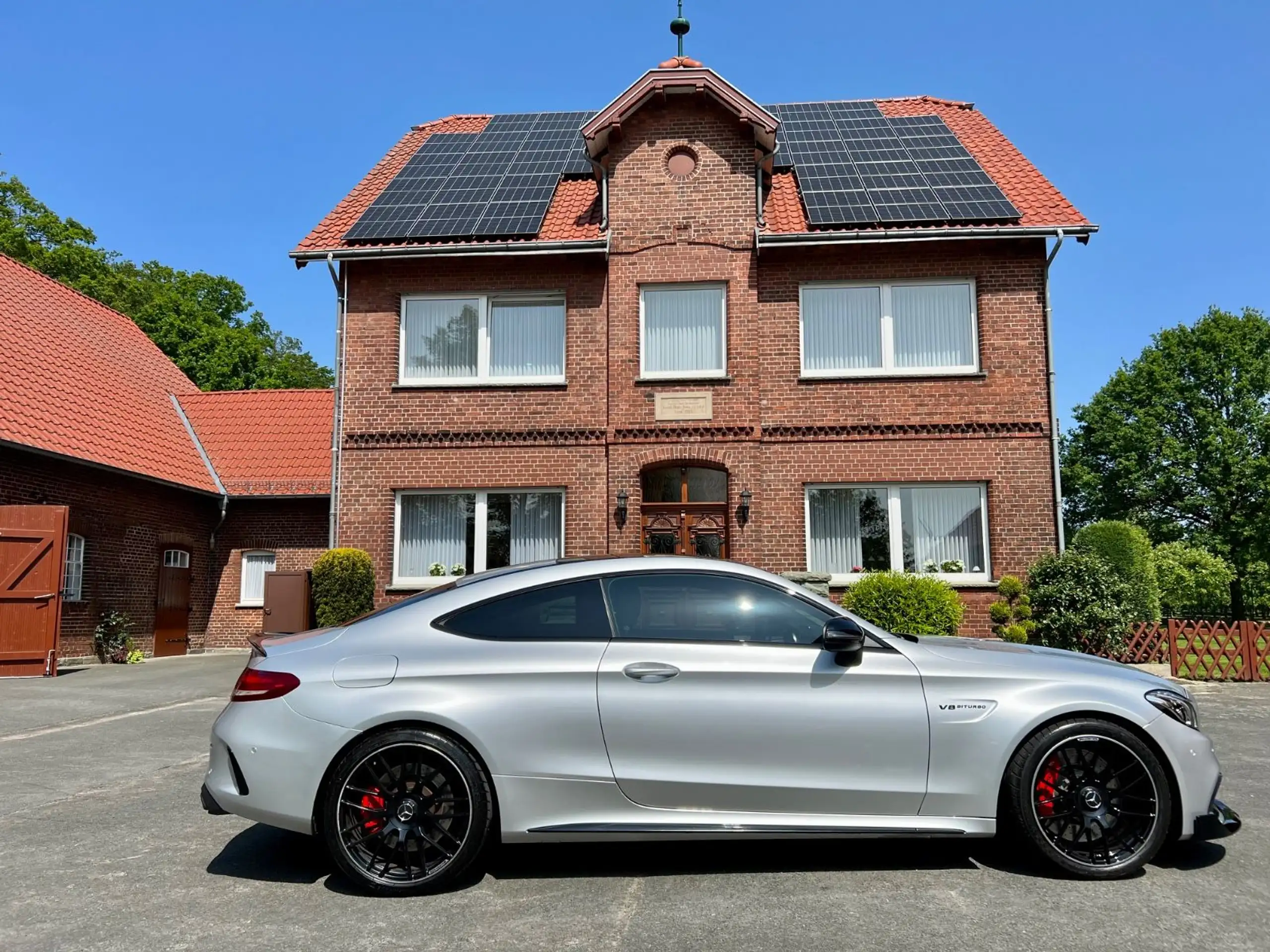 Mercedes-Benz - C 63 AMG