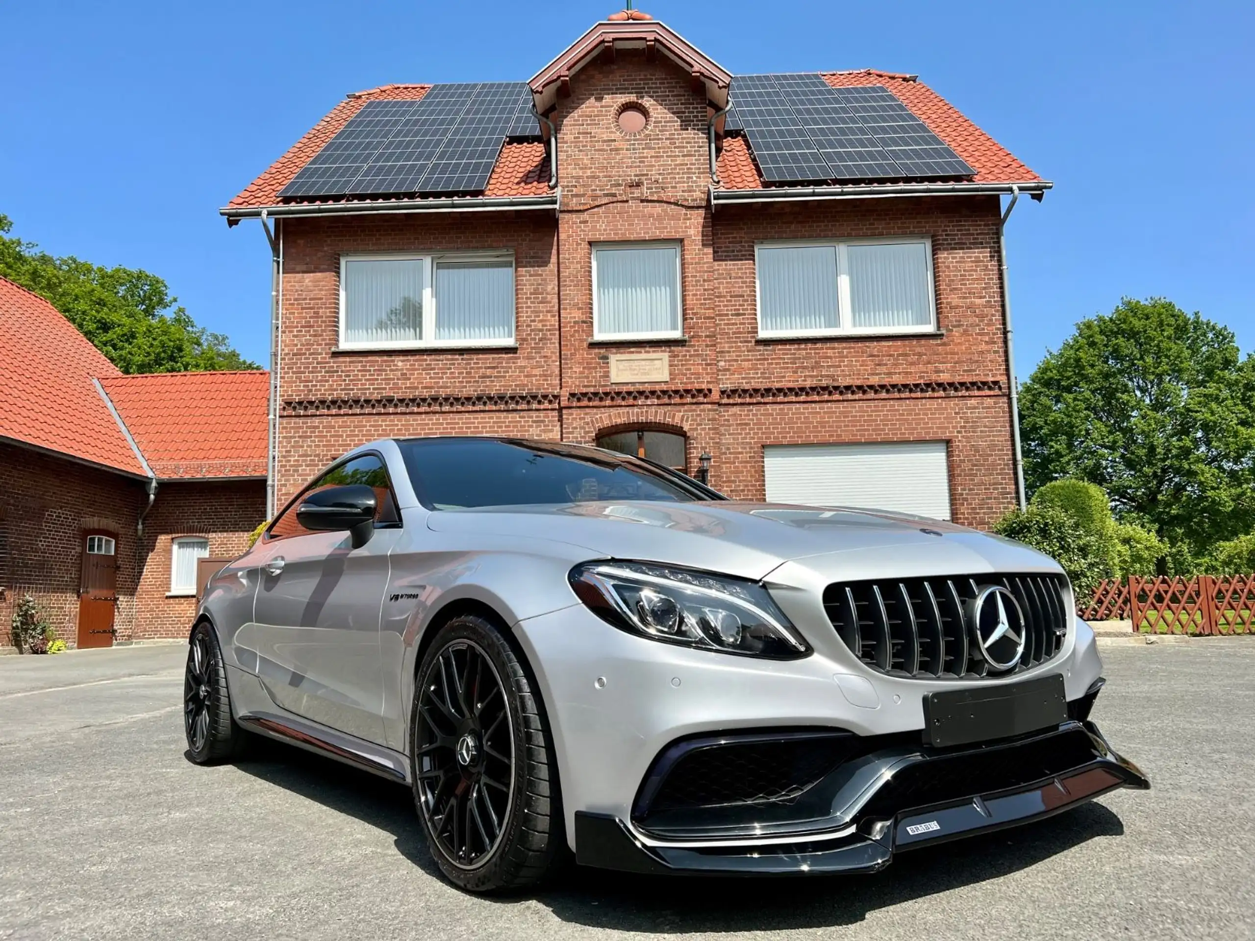 Mercedes-Benz - C 63 AMG