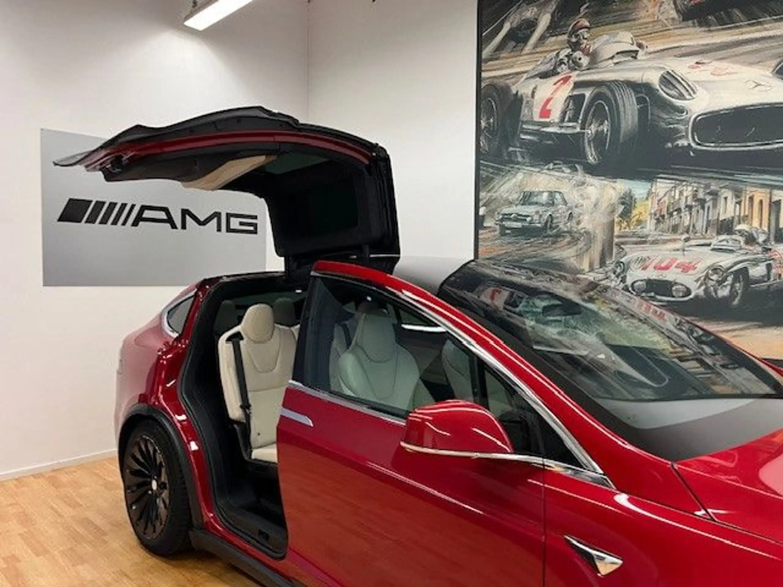 Tesla - Model X