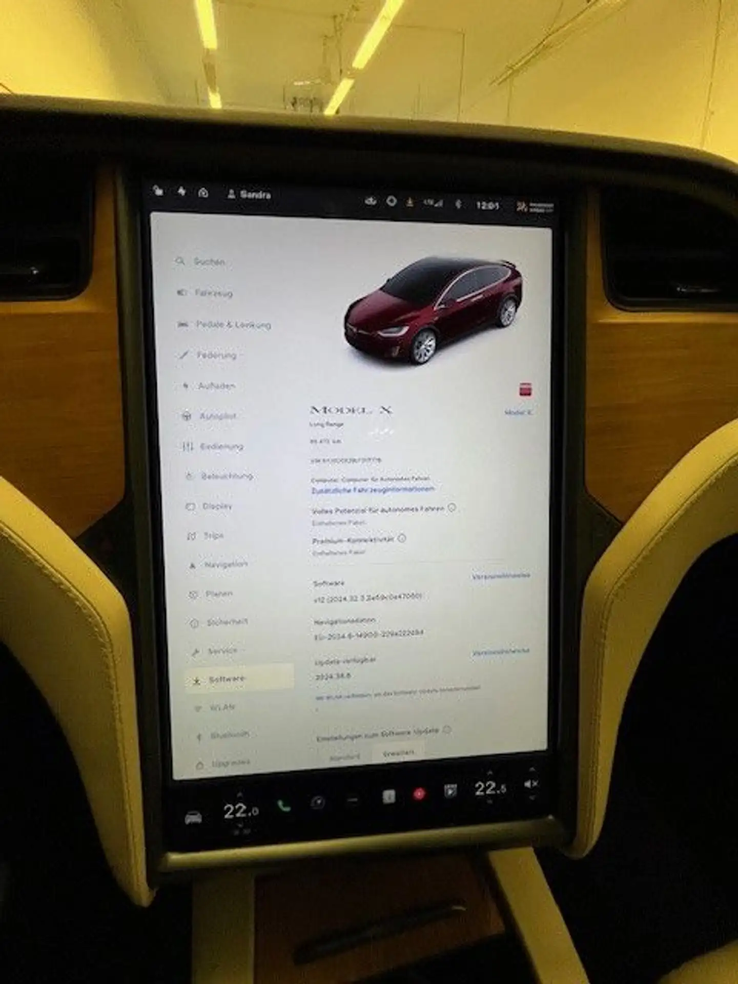 Tesla - Model X