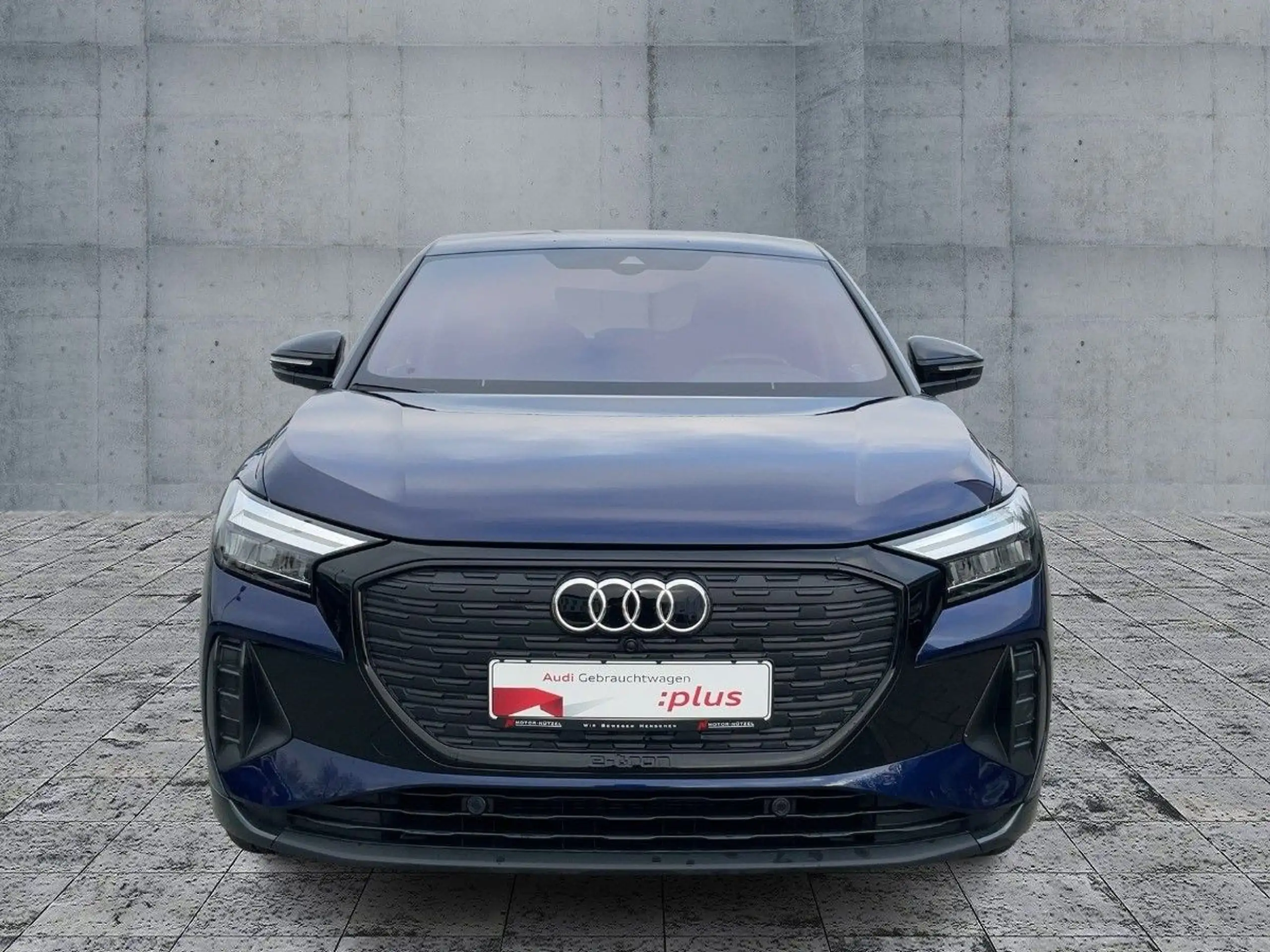 Audi - Q4 e-tron