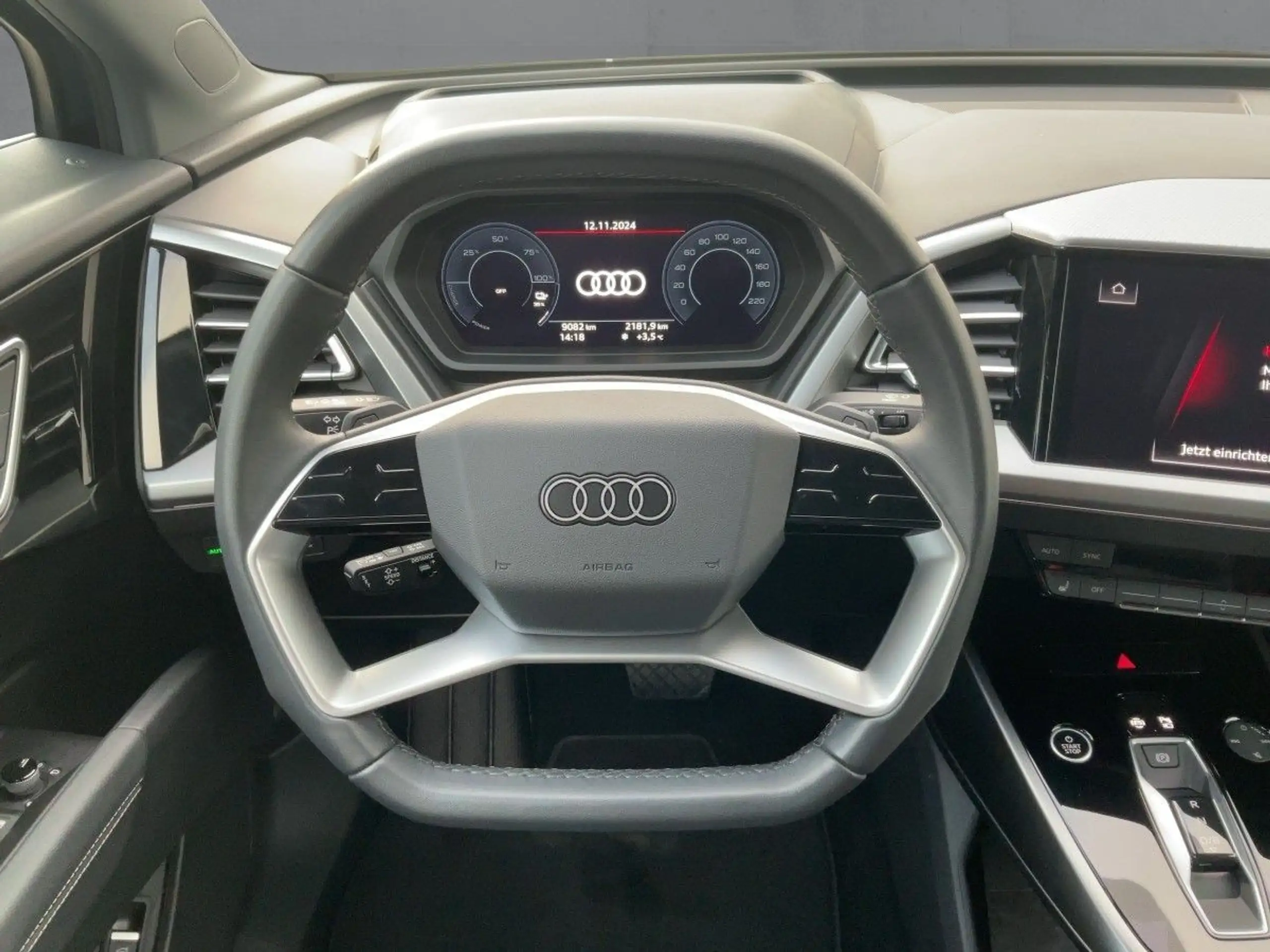 Audi - Q4 e-tron