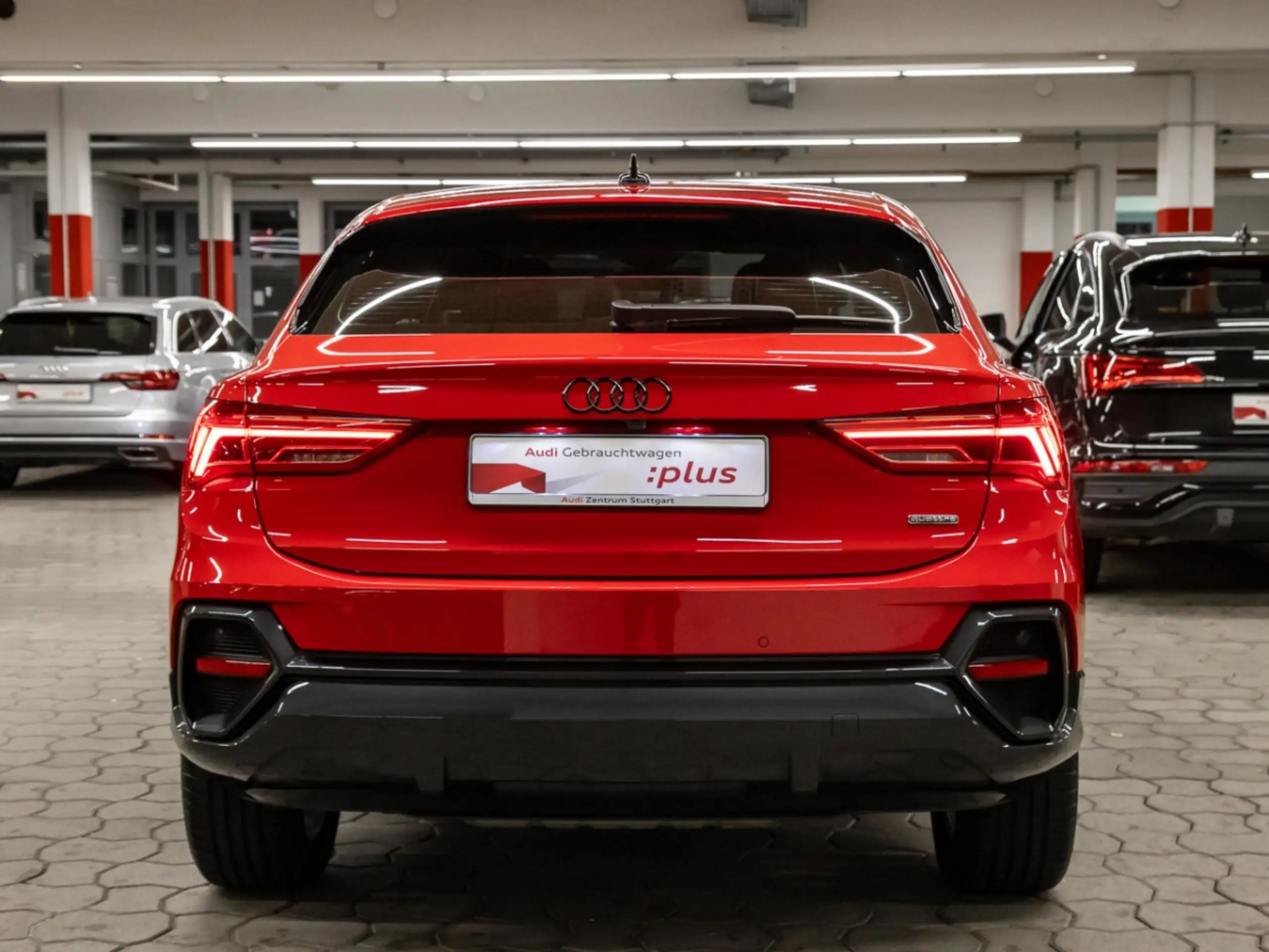 Audi - Q3