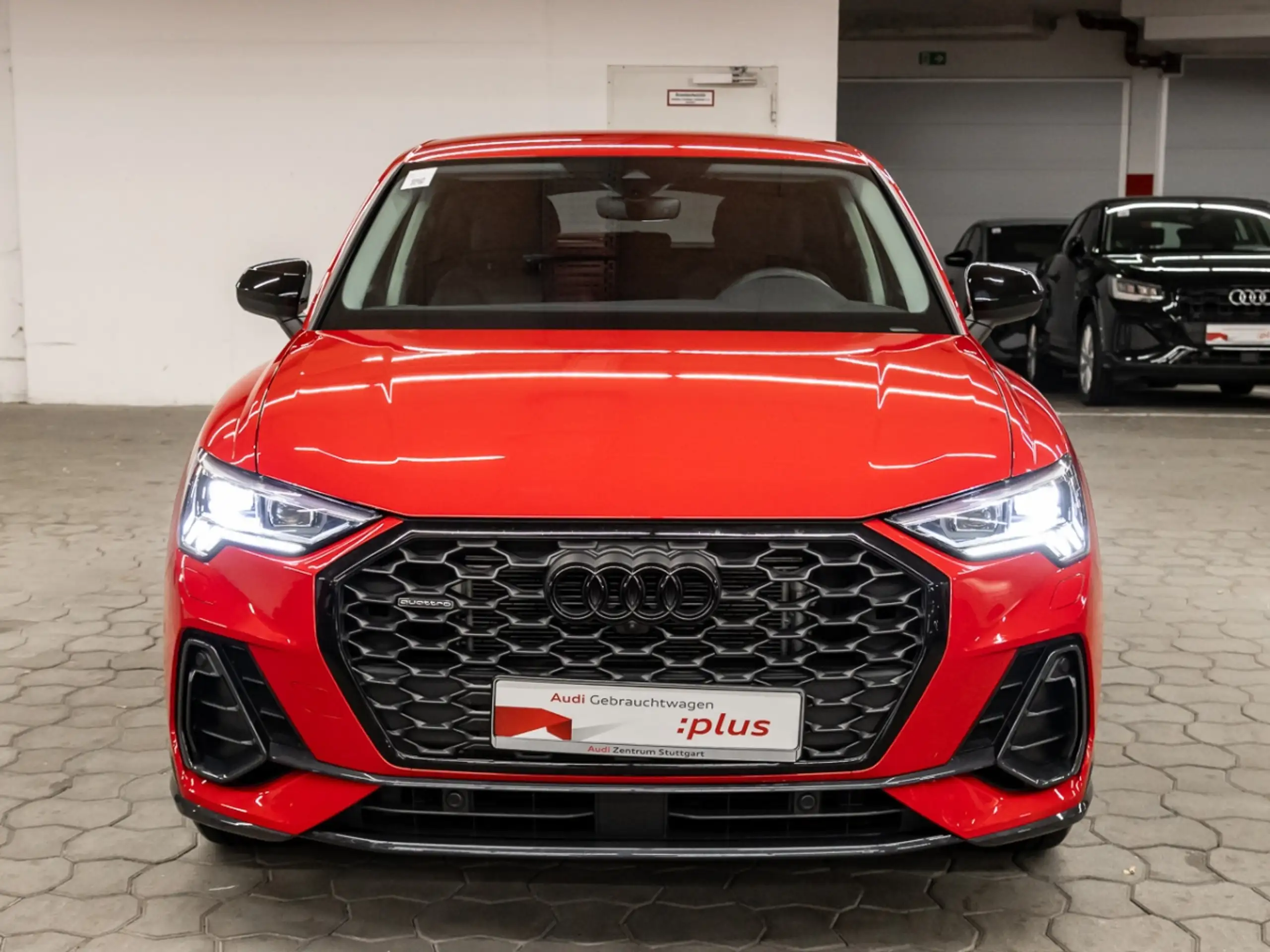 Audi - Q3