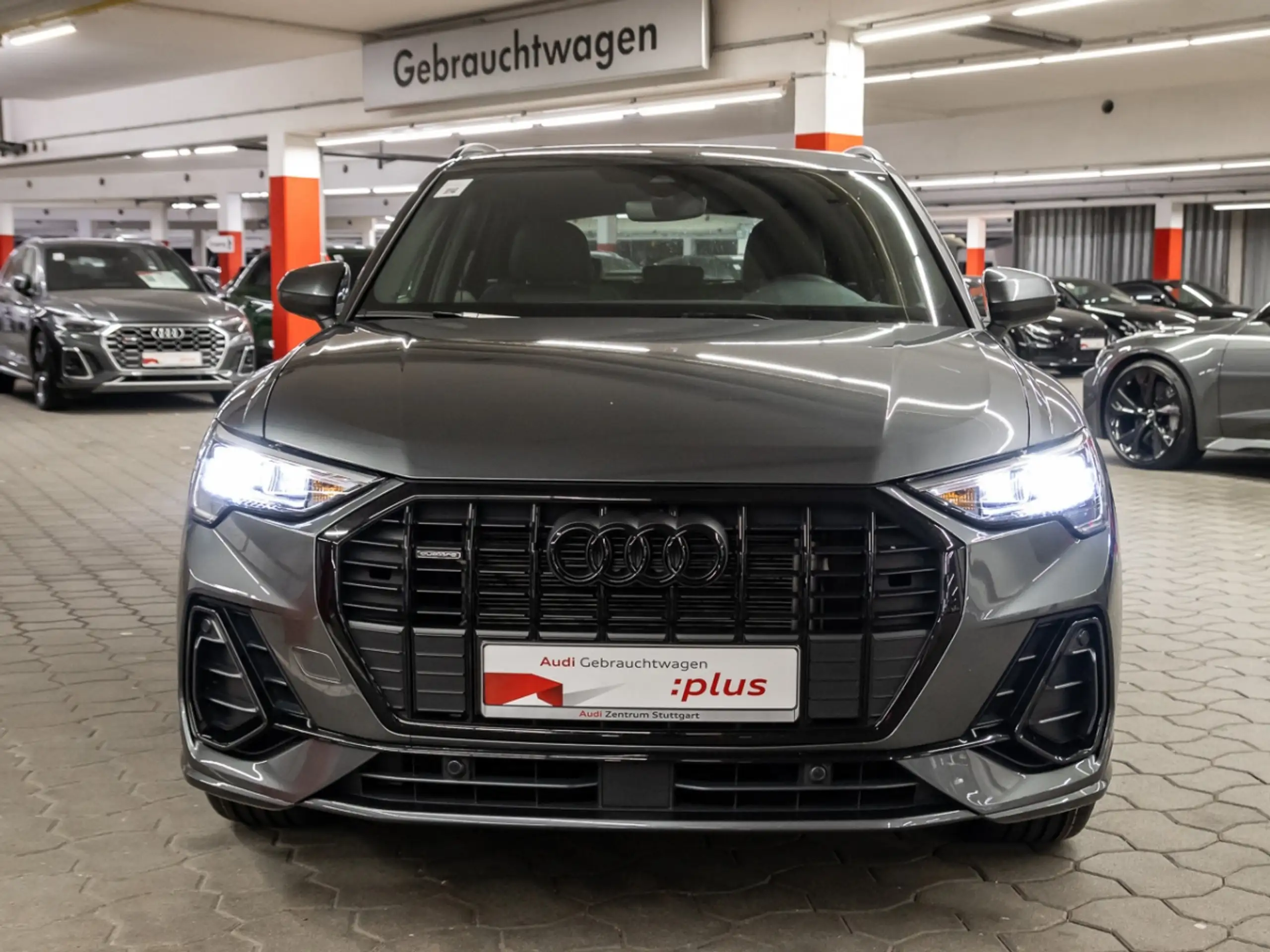 Audi - Q3