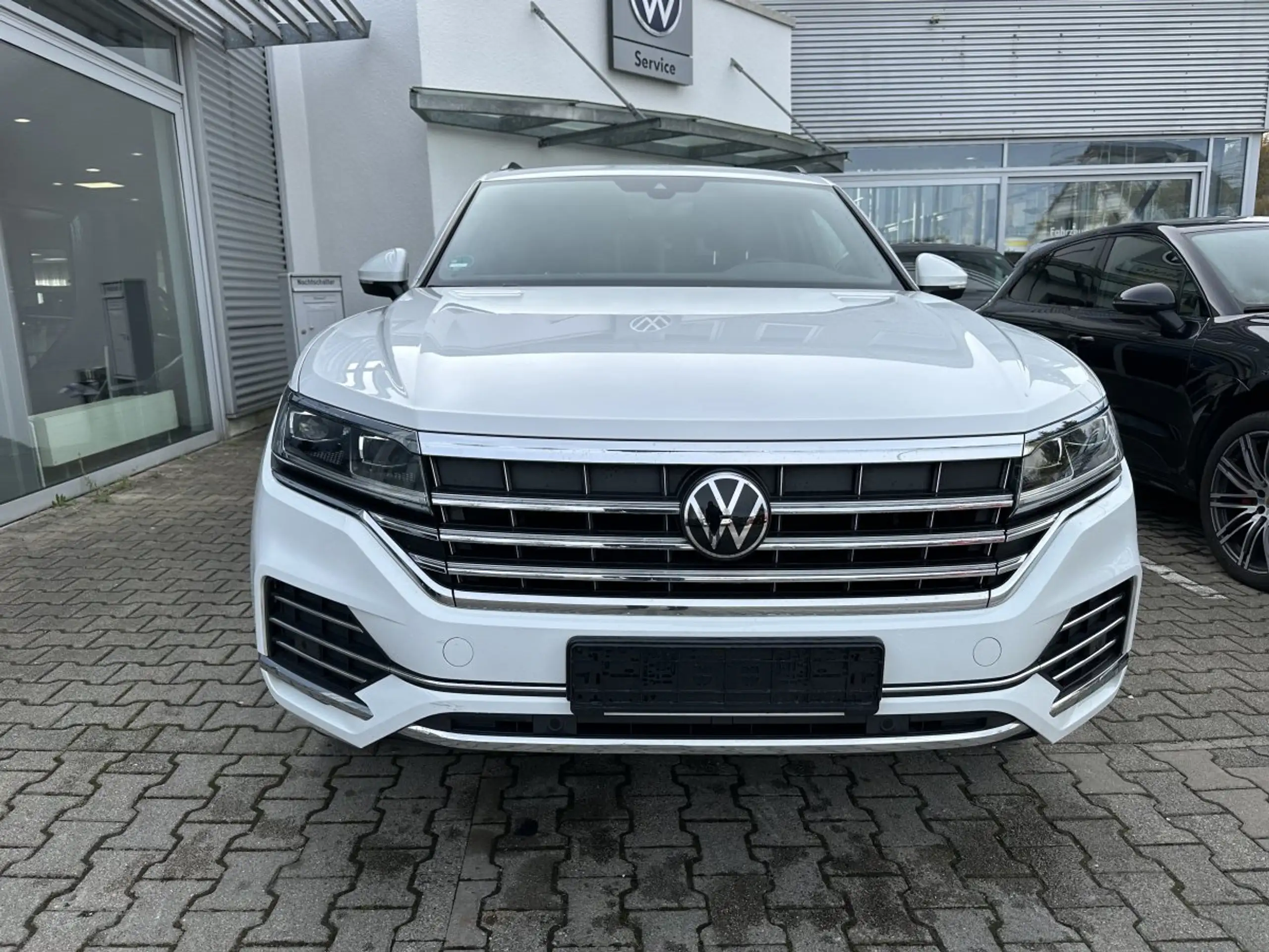 Volkswagen - Touareg