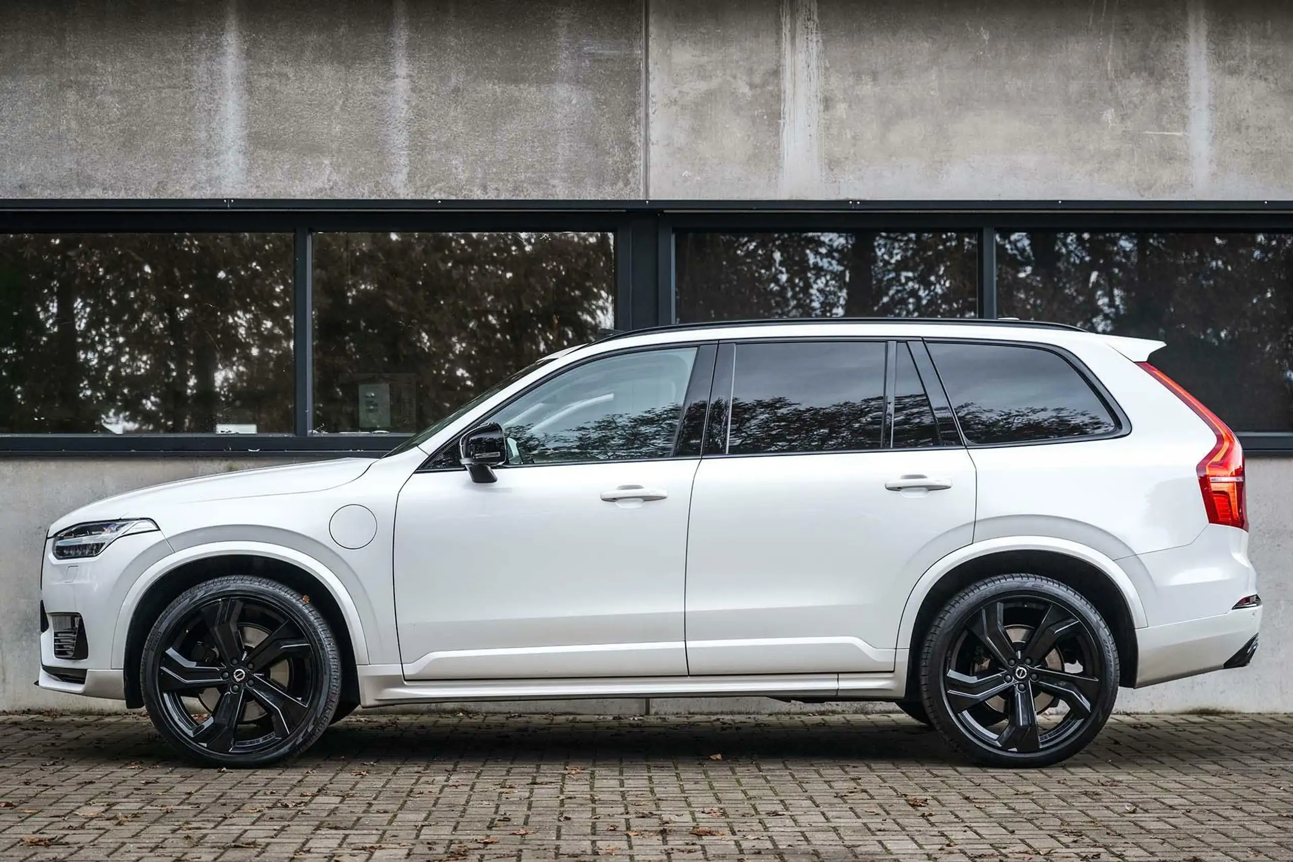 Volvo - XC90