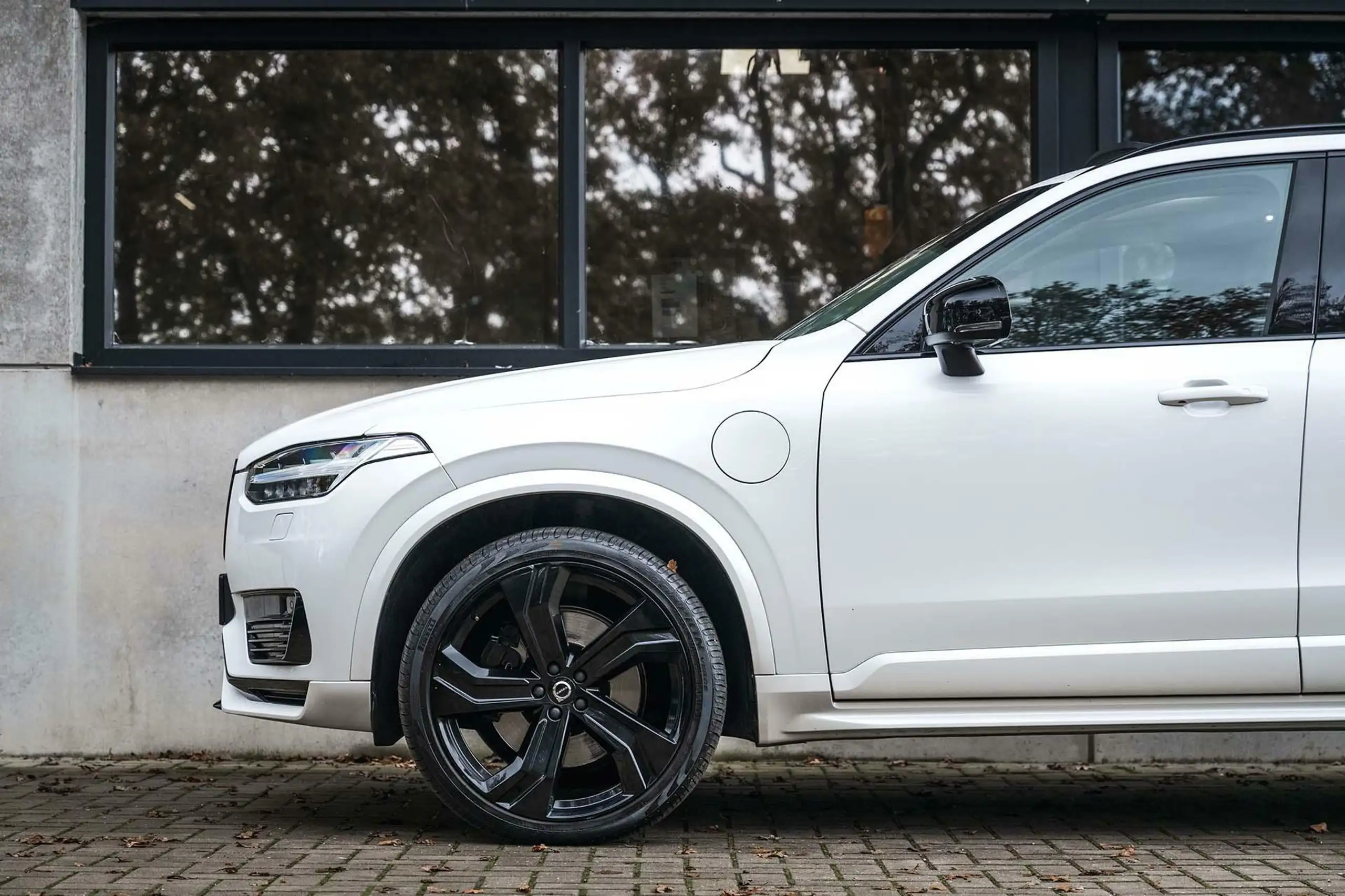 Volvo - XC90