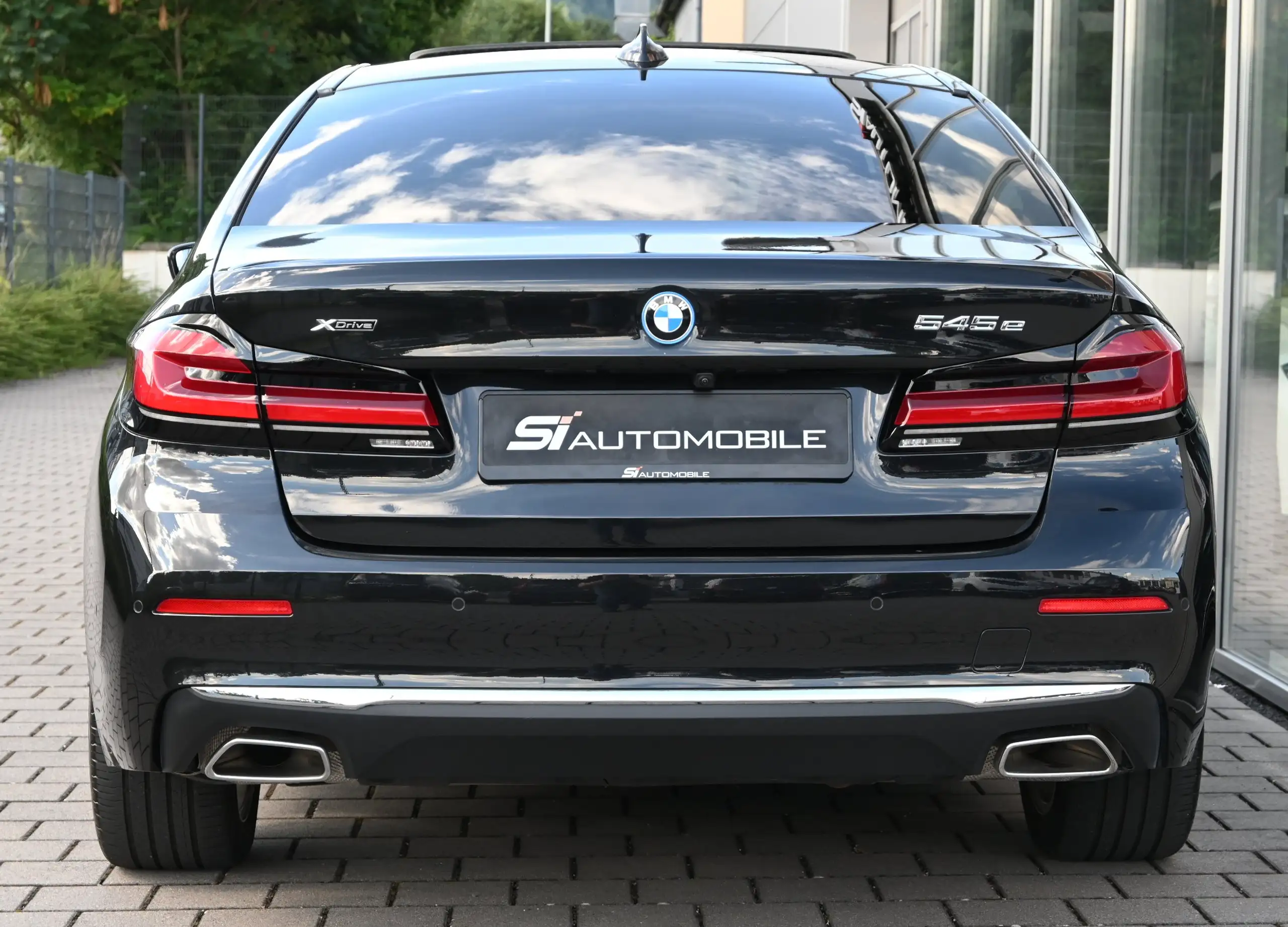 BMW - 545