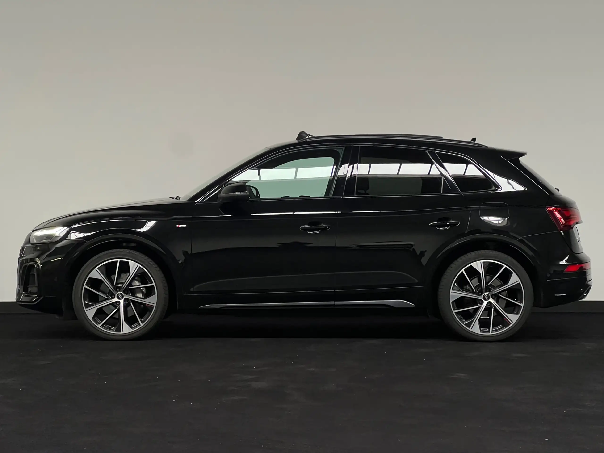 Audi - Q5