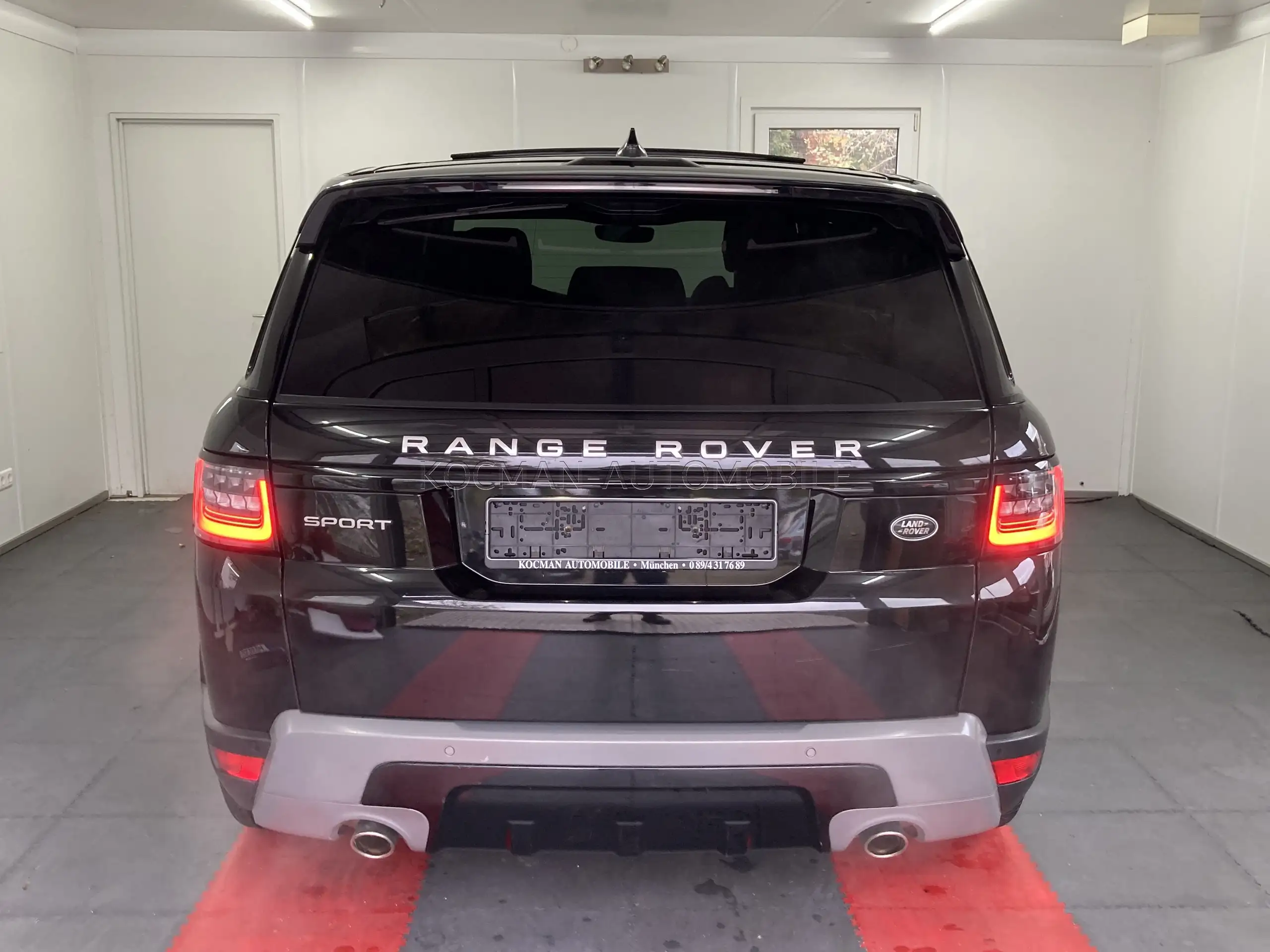 Land Rover - Range Rover Sport