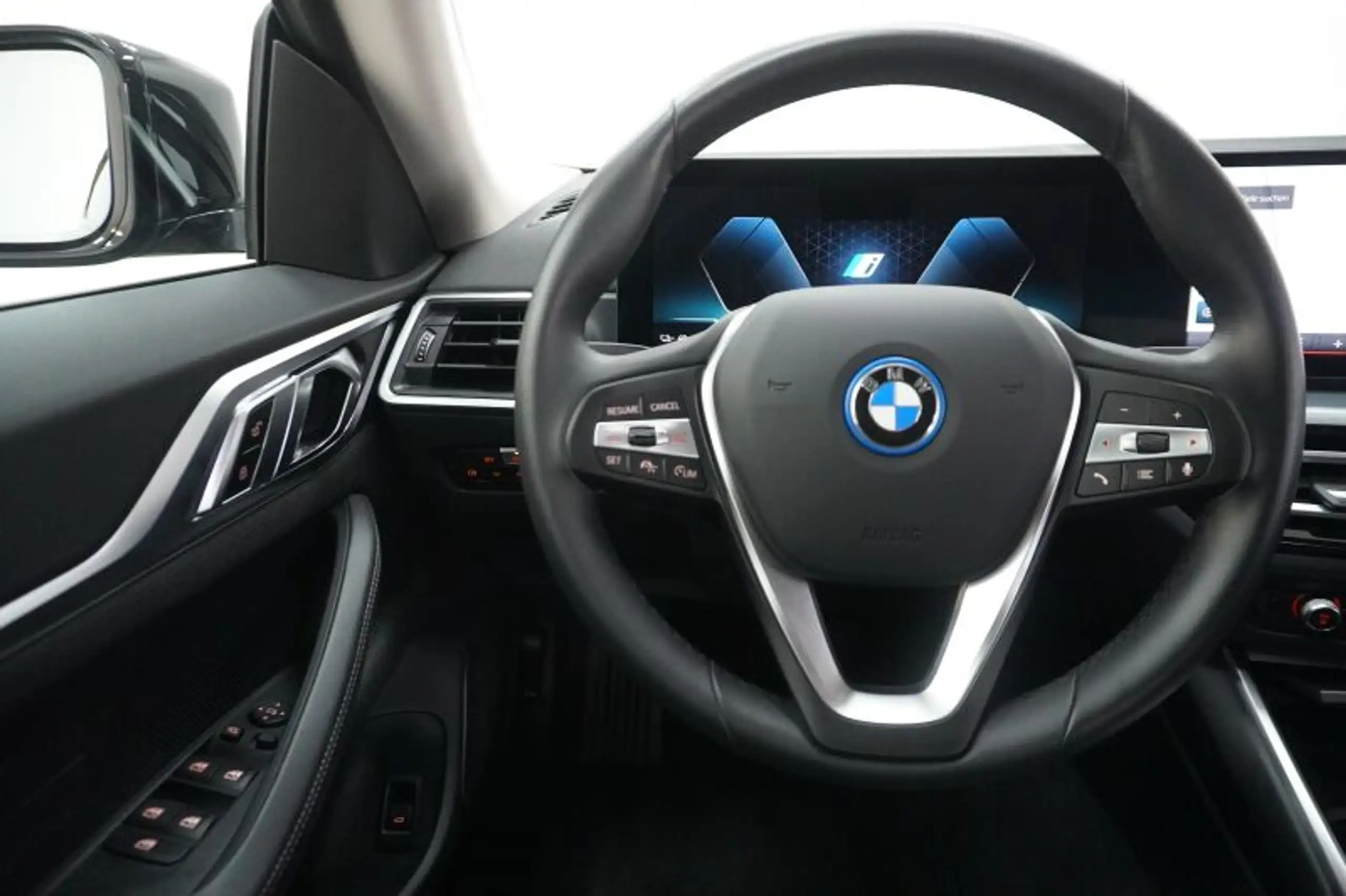 BMW - i4