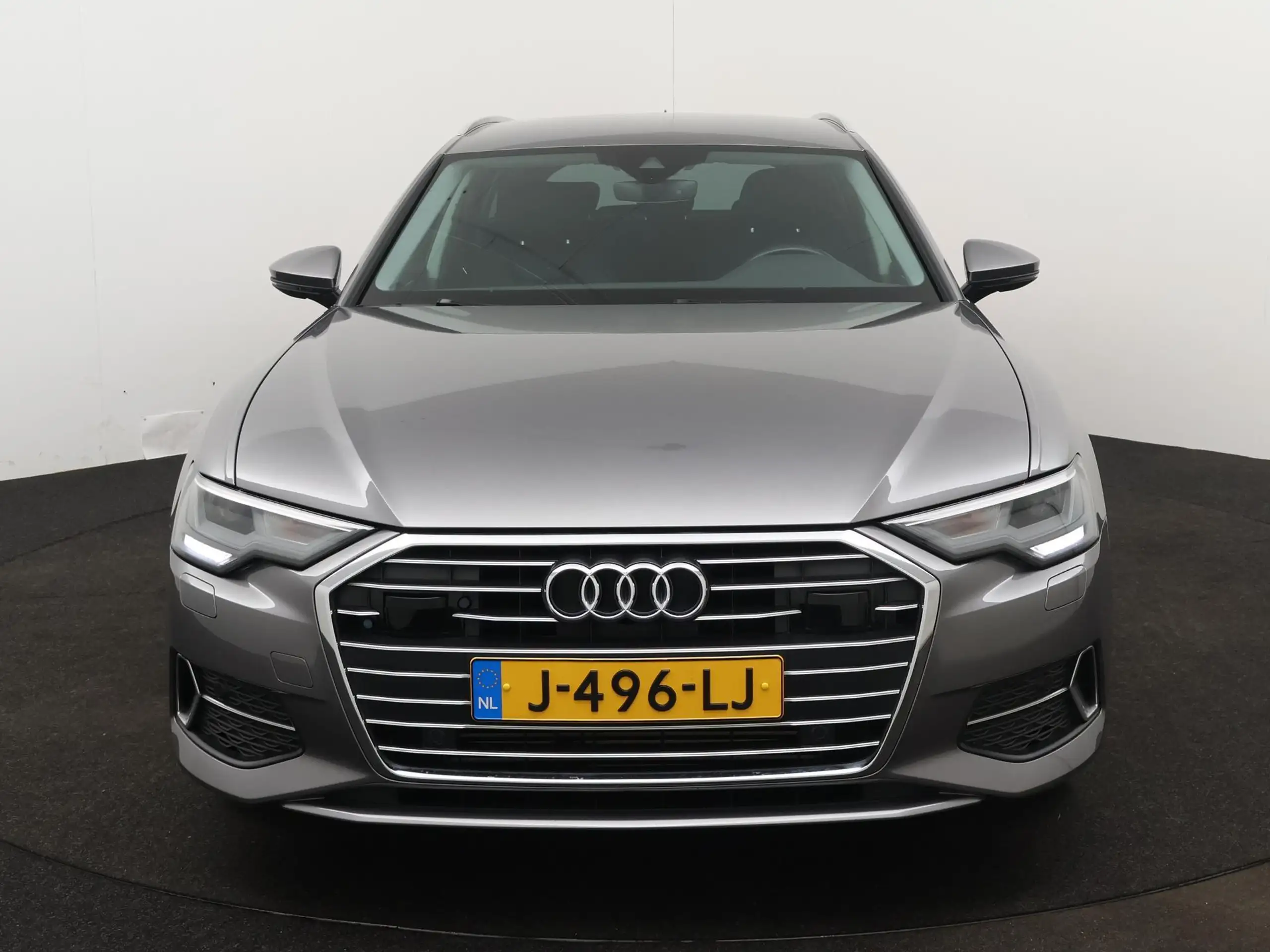 Audi - A6