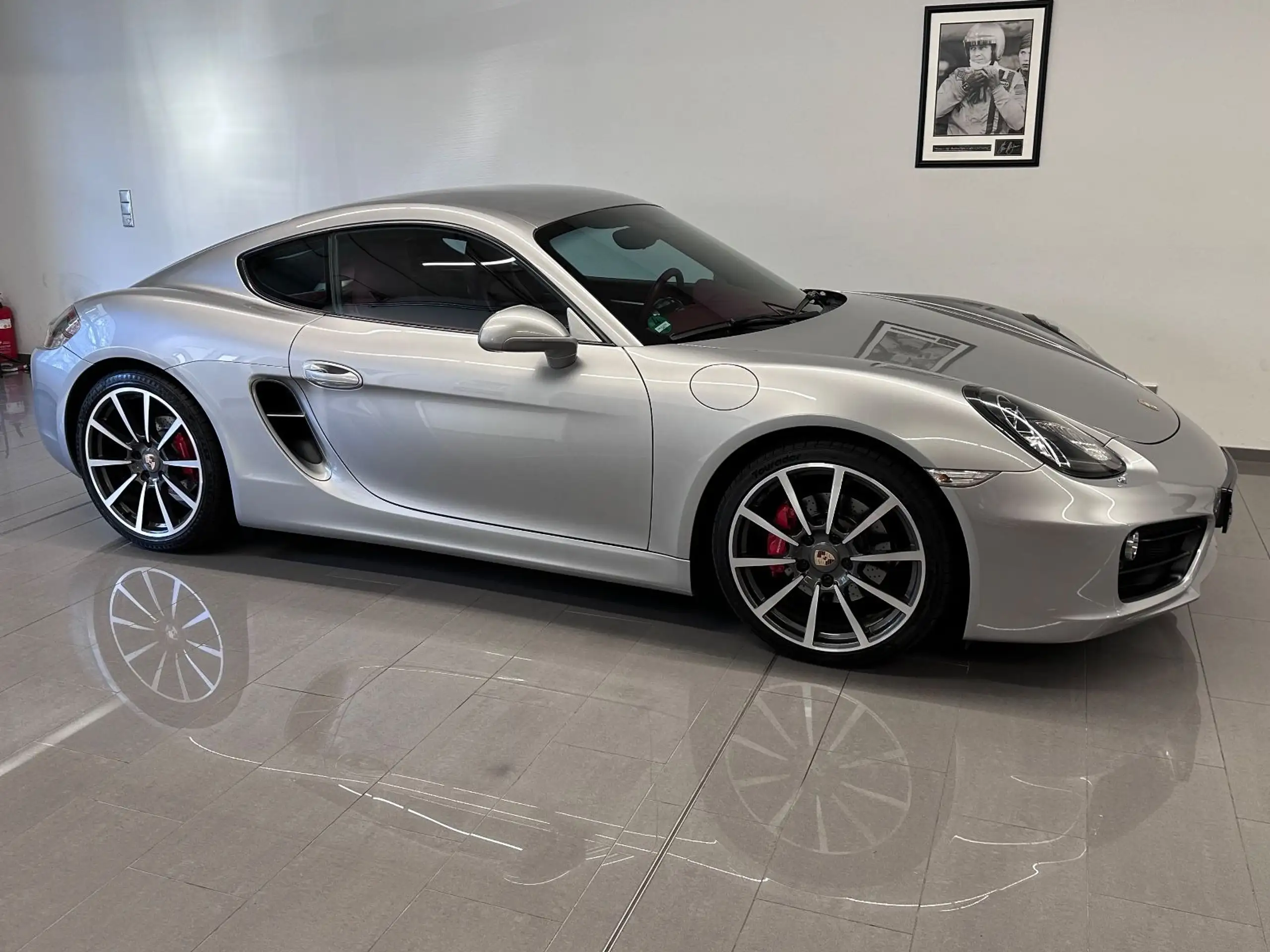 Porsche - Cayman