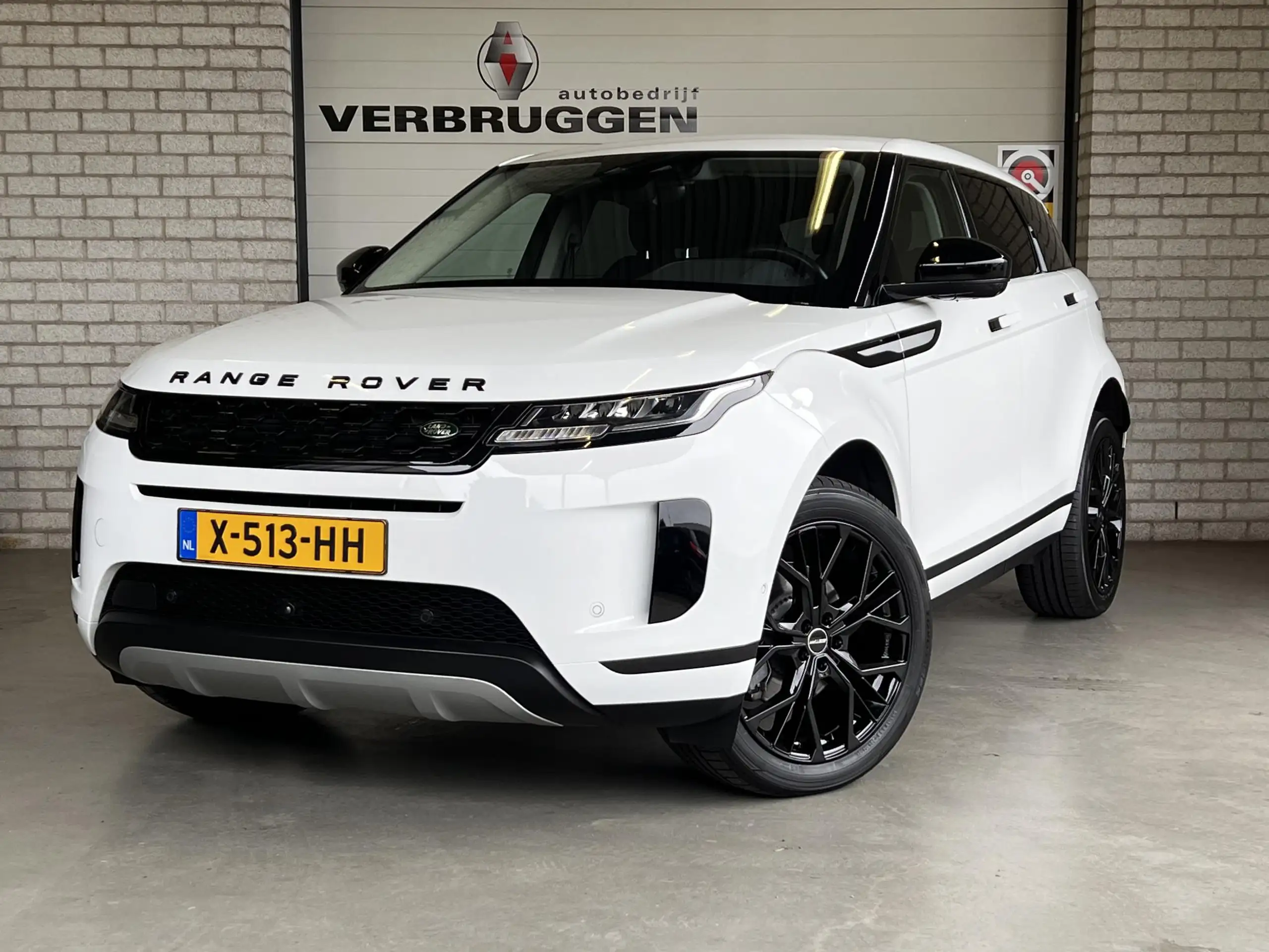 Land Rover - Range Rover Evoque