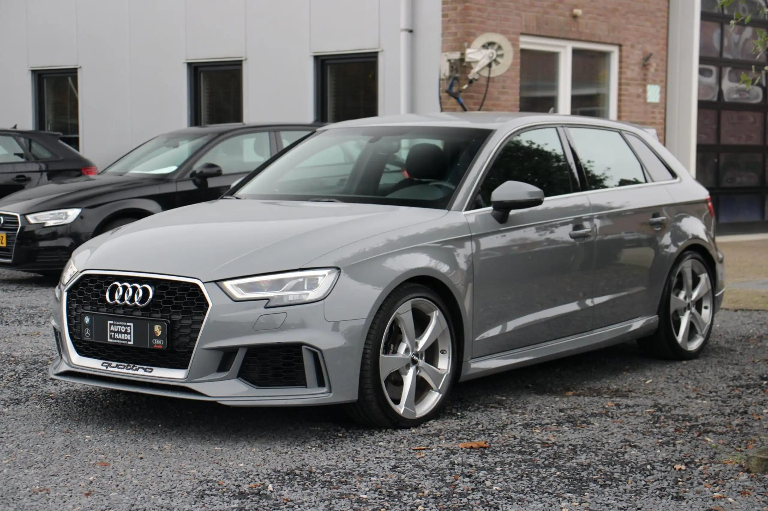 Audi - RS3