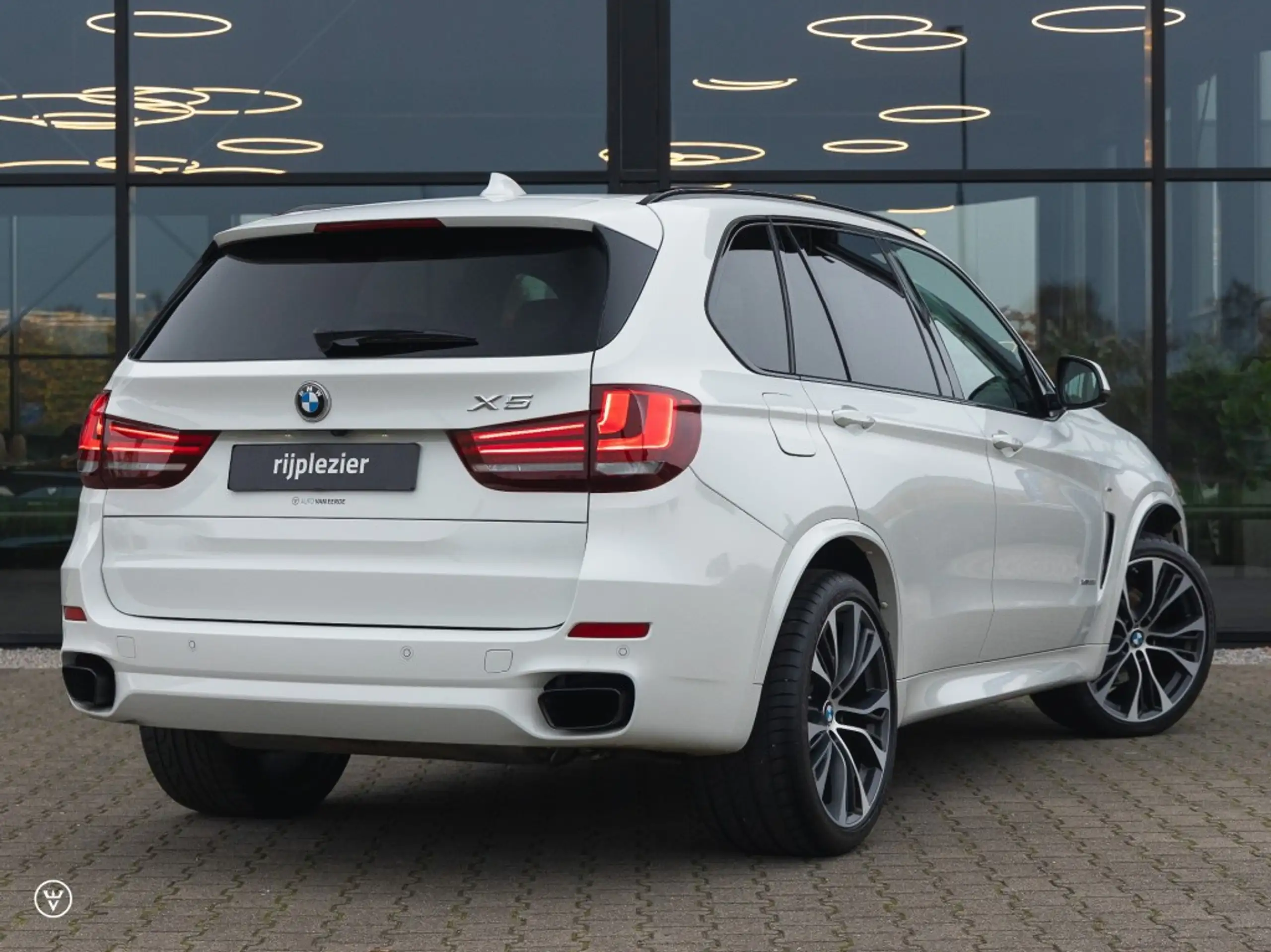 BMW - X5