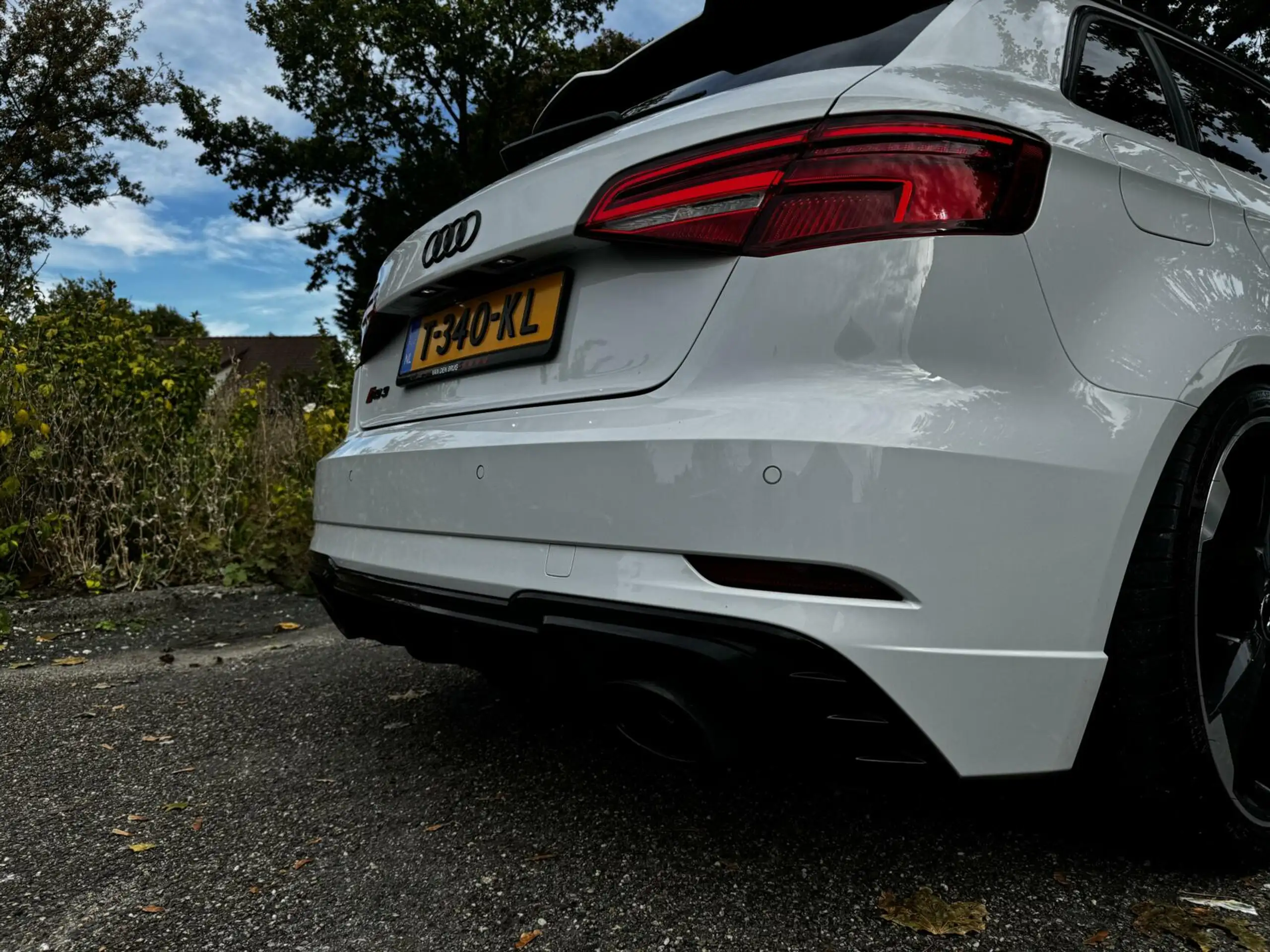 Audi - RS3