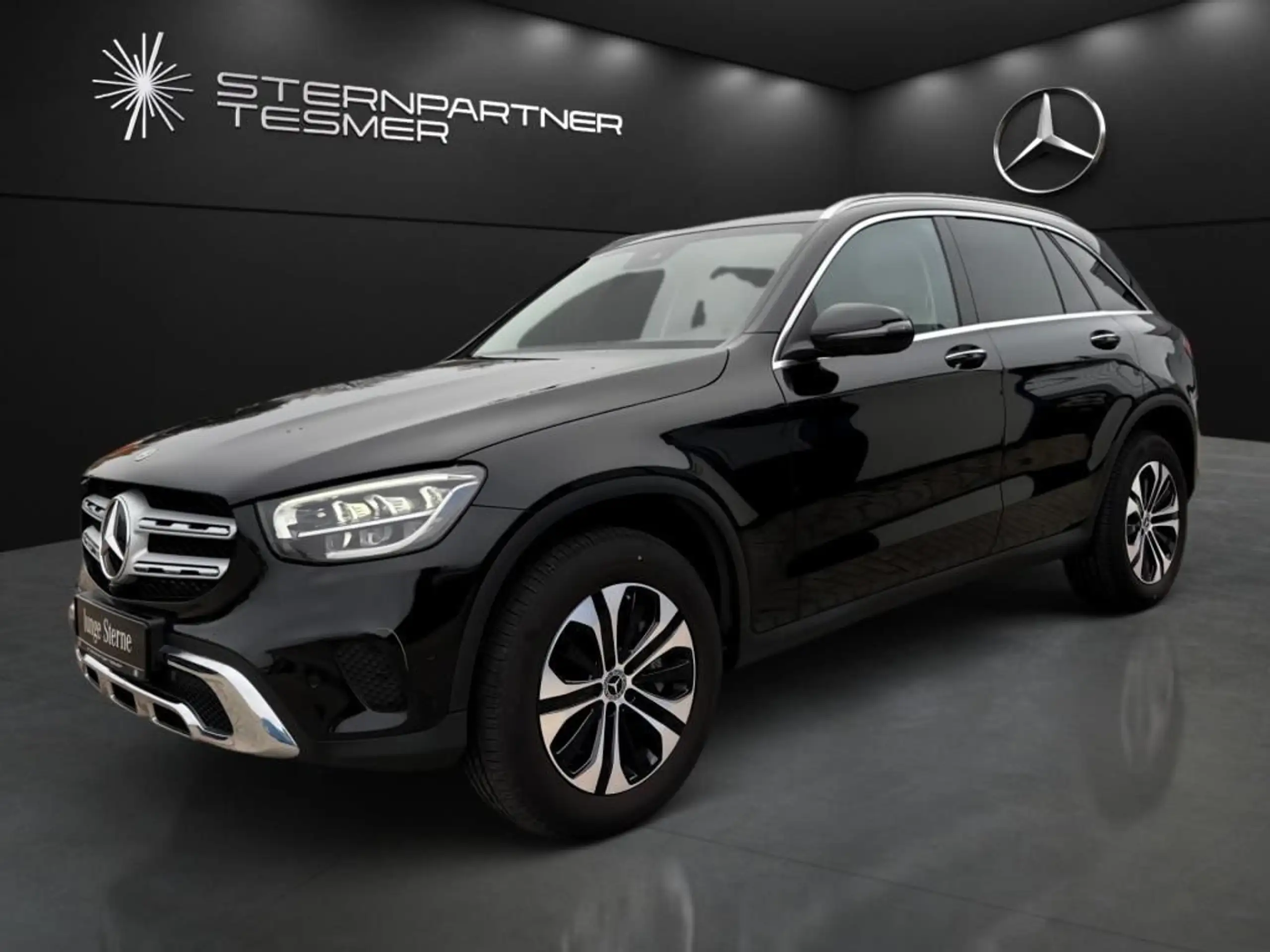 Mercedes-Benz - GLC 300