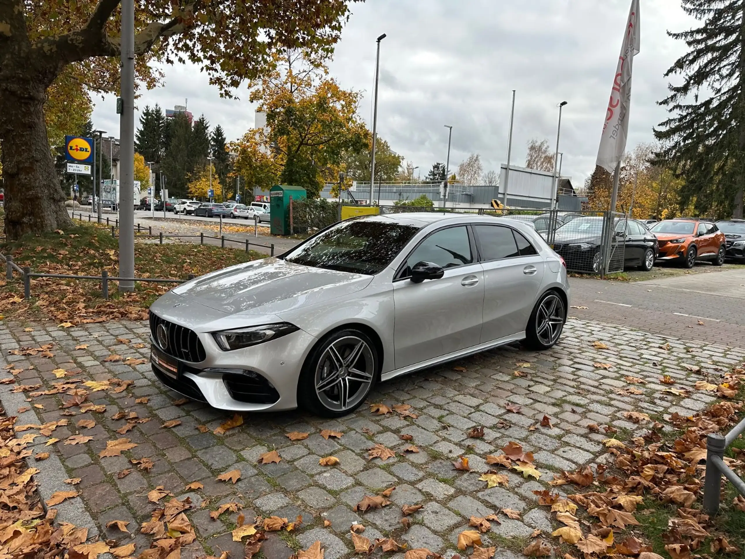 Mercedes-Benz - A 45 AMG