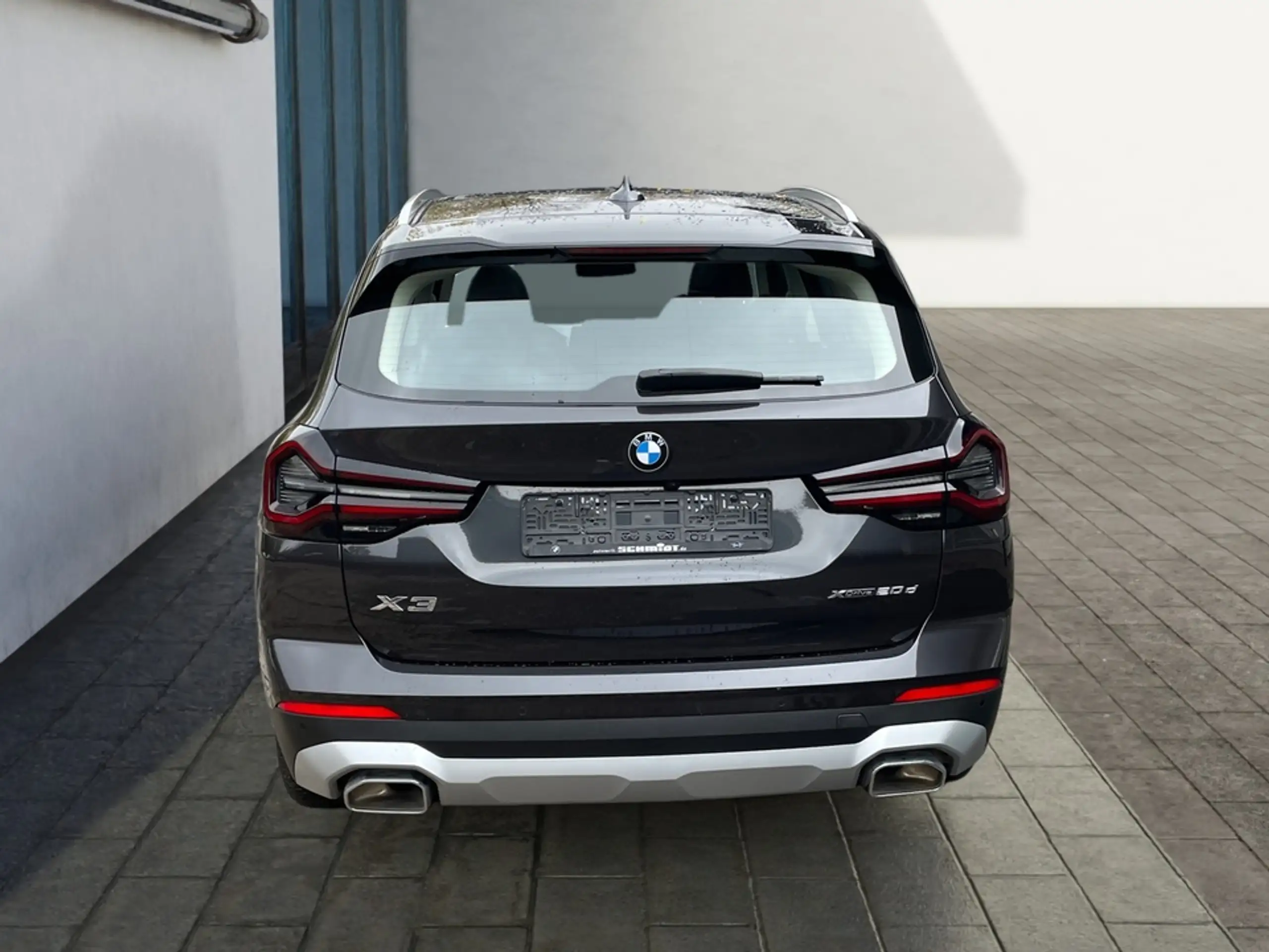 BMW - X3