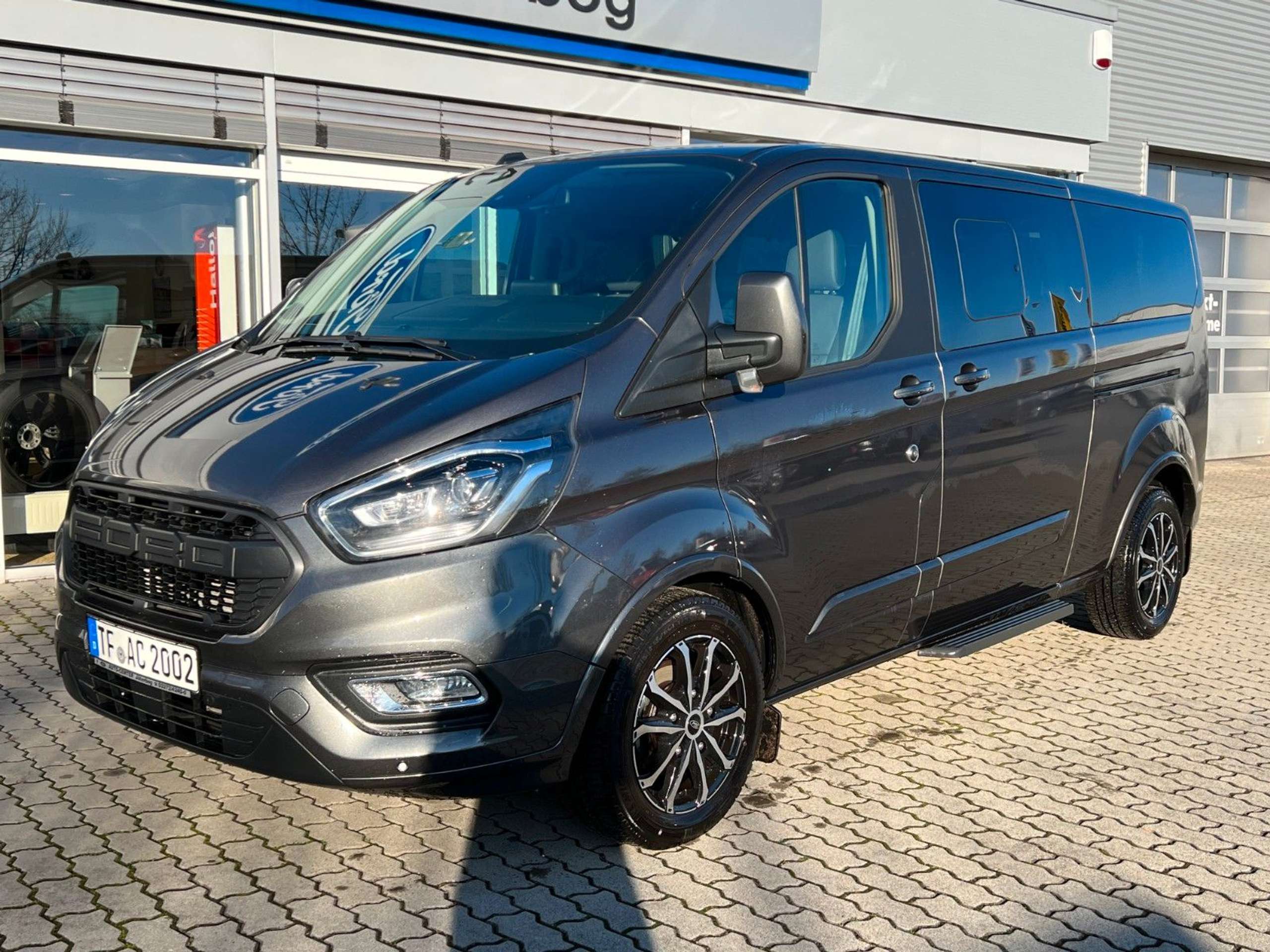 Ford - Tourneo Custom