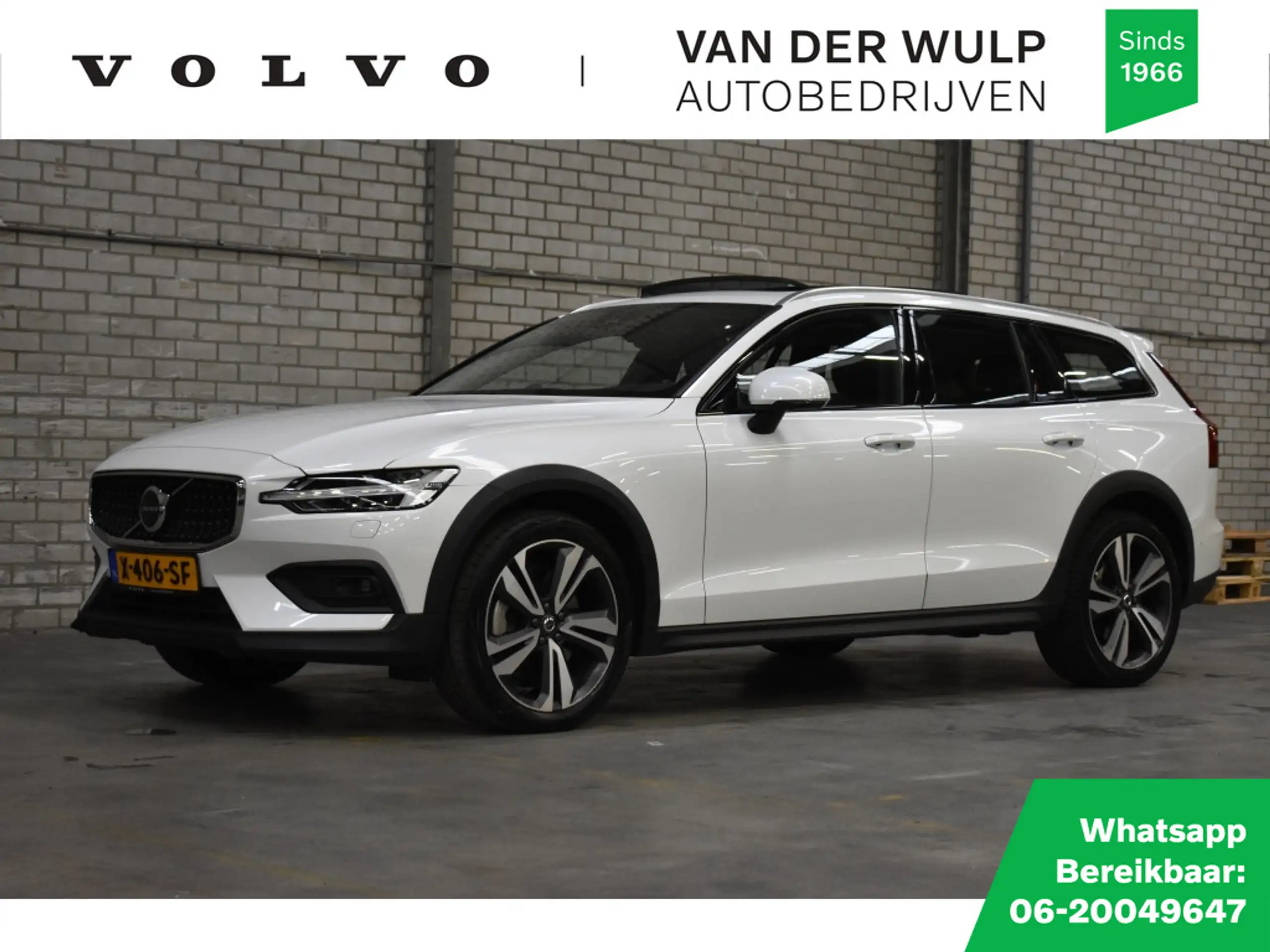 Volvo - V60 Cross Country