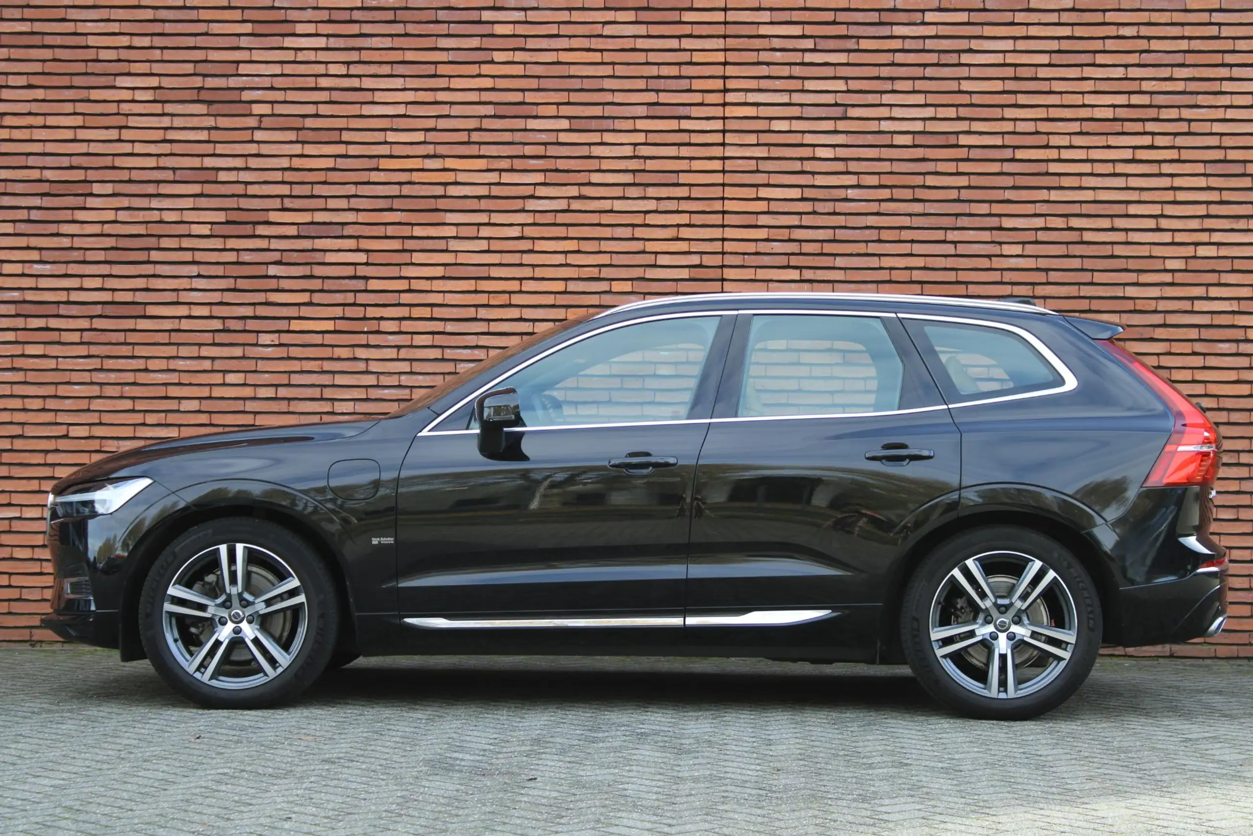 Volvo - XC60