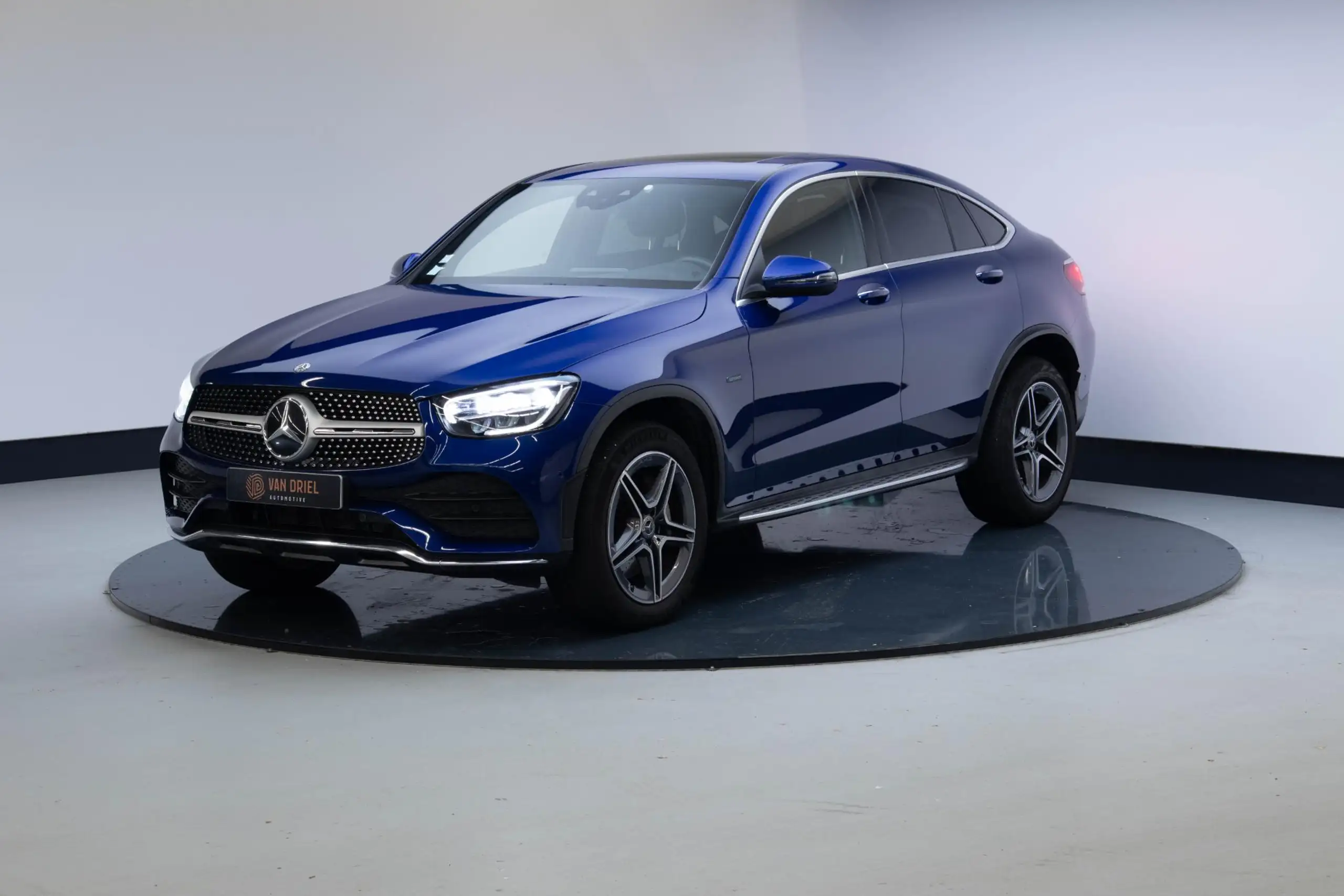 Mercedes-Benz - GLC 300