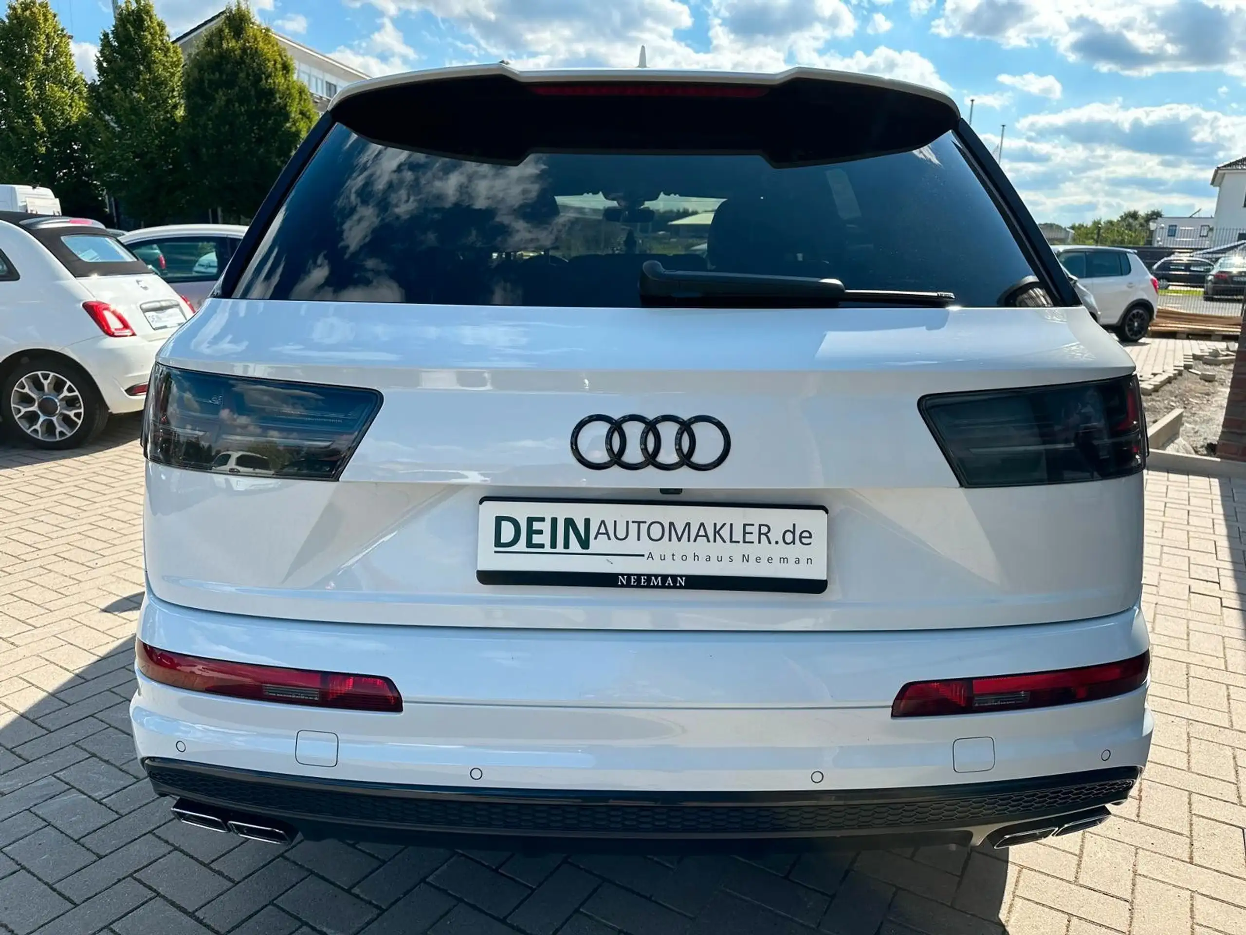 Audi - SQ7