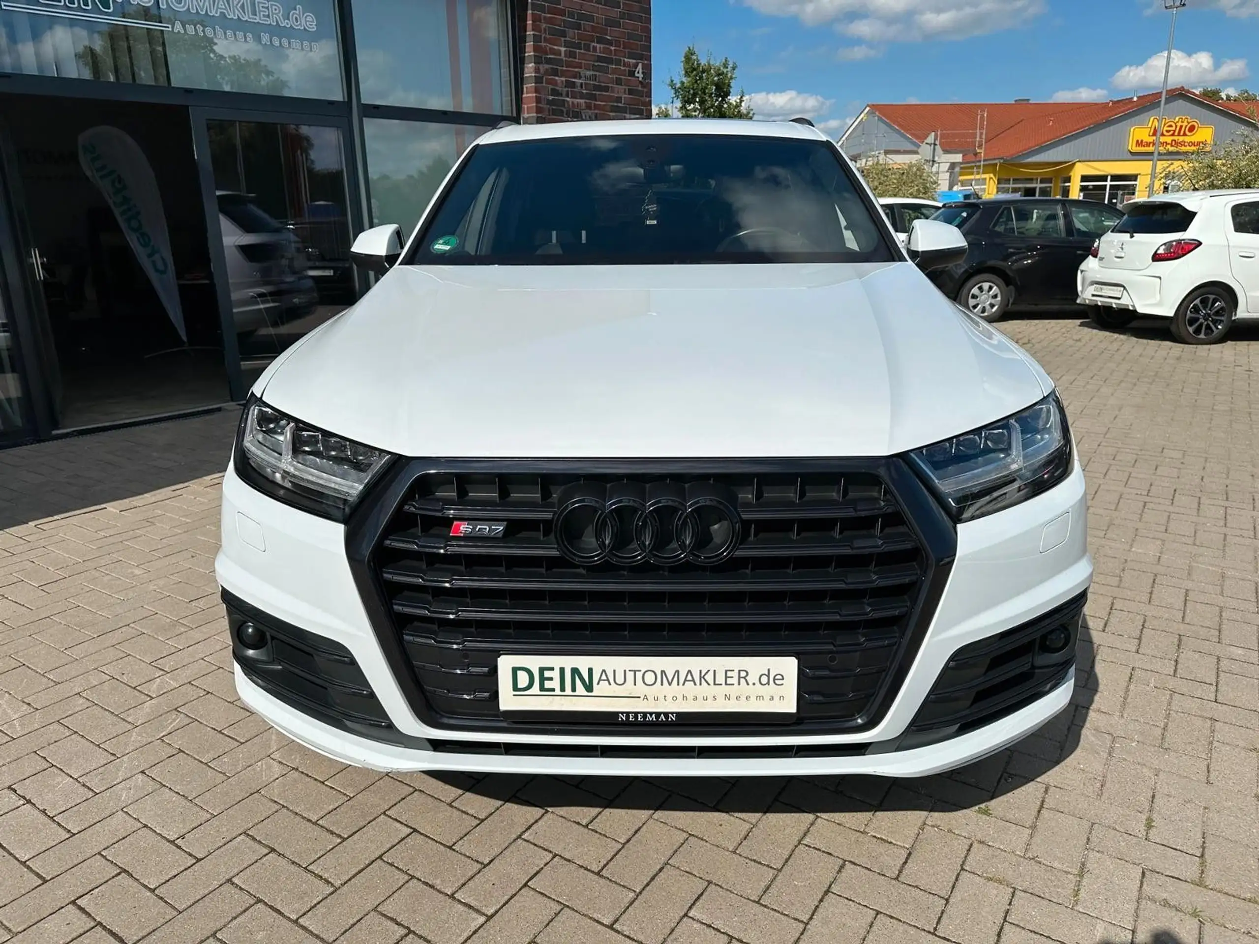 Audi - SQ7