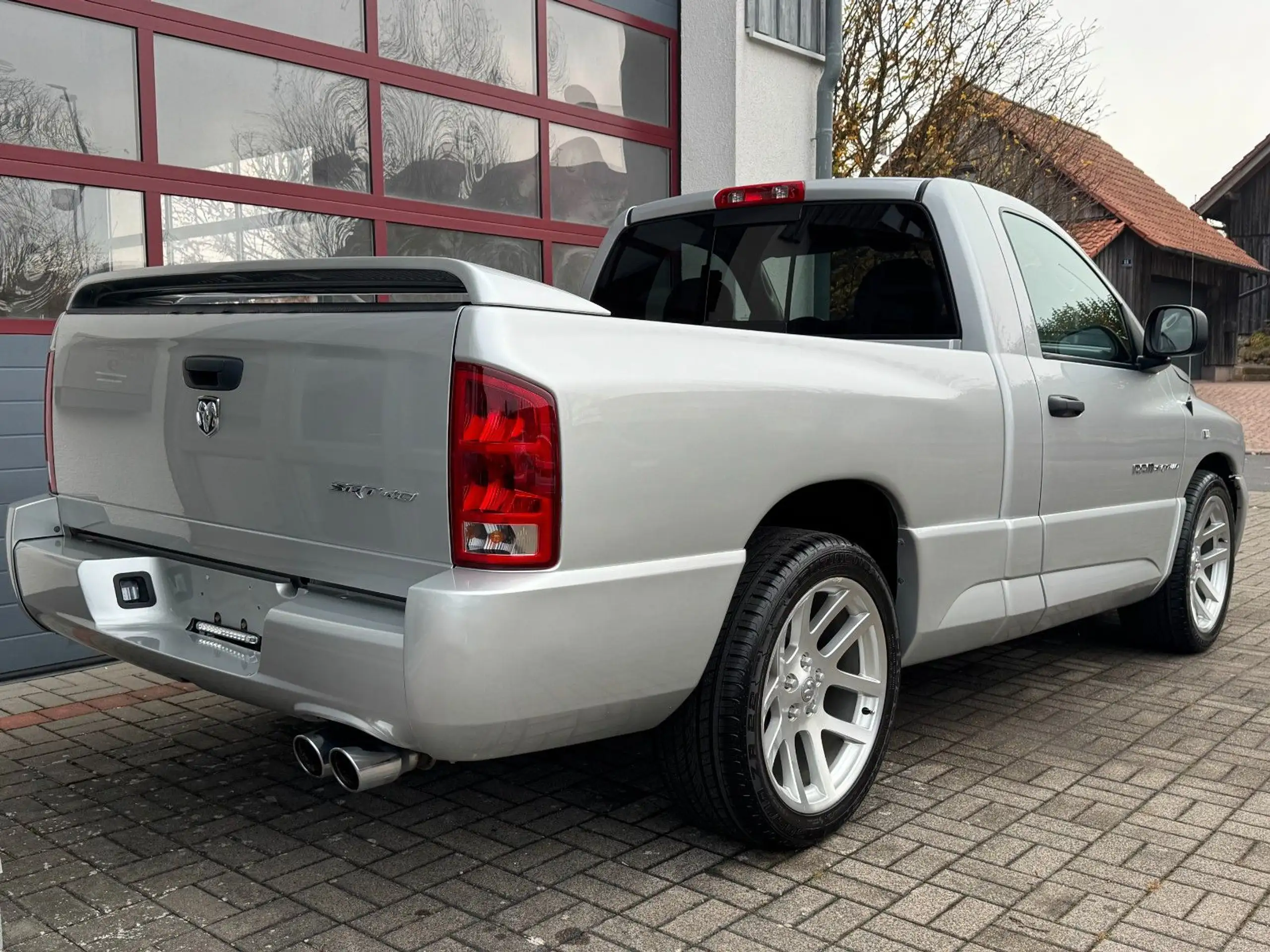 Dodge - RAM